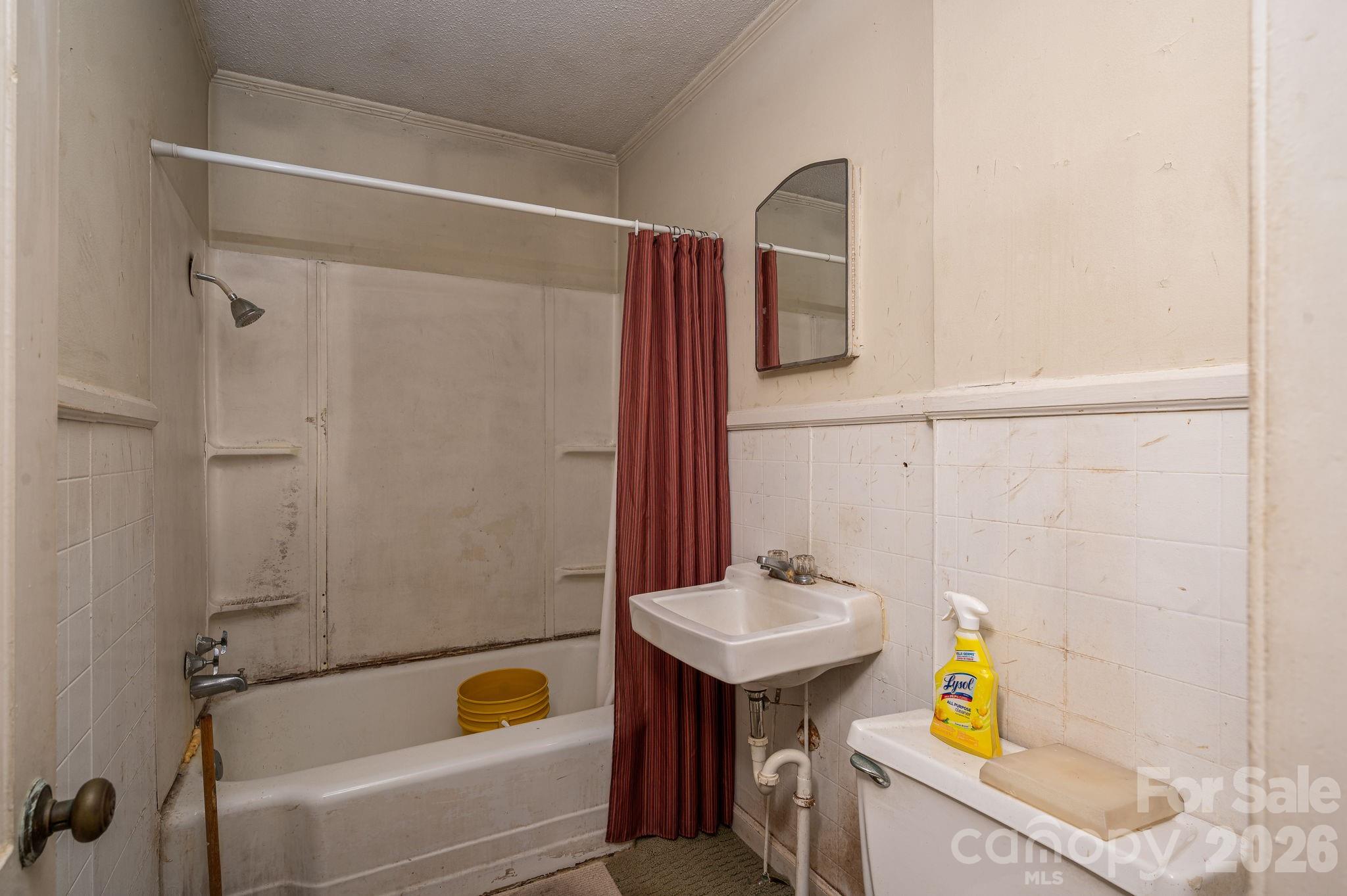 2784 E Nc 27 Highway — Lincolnton