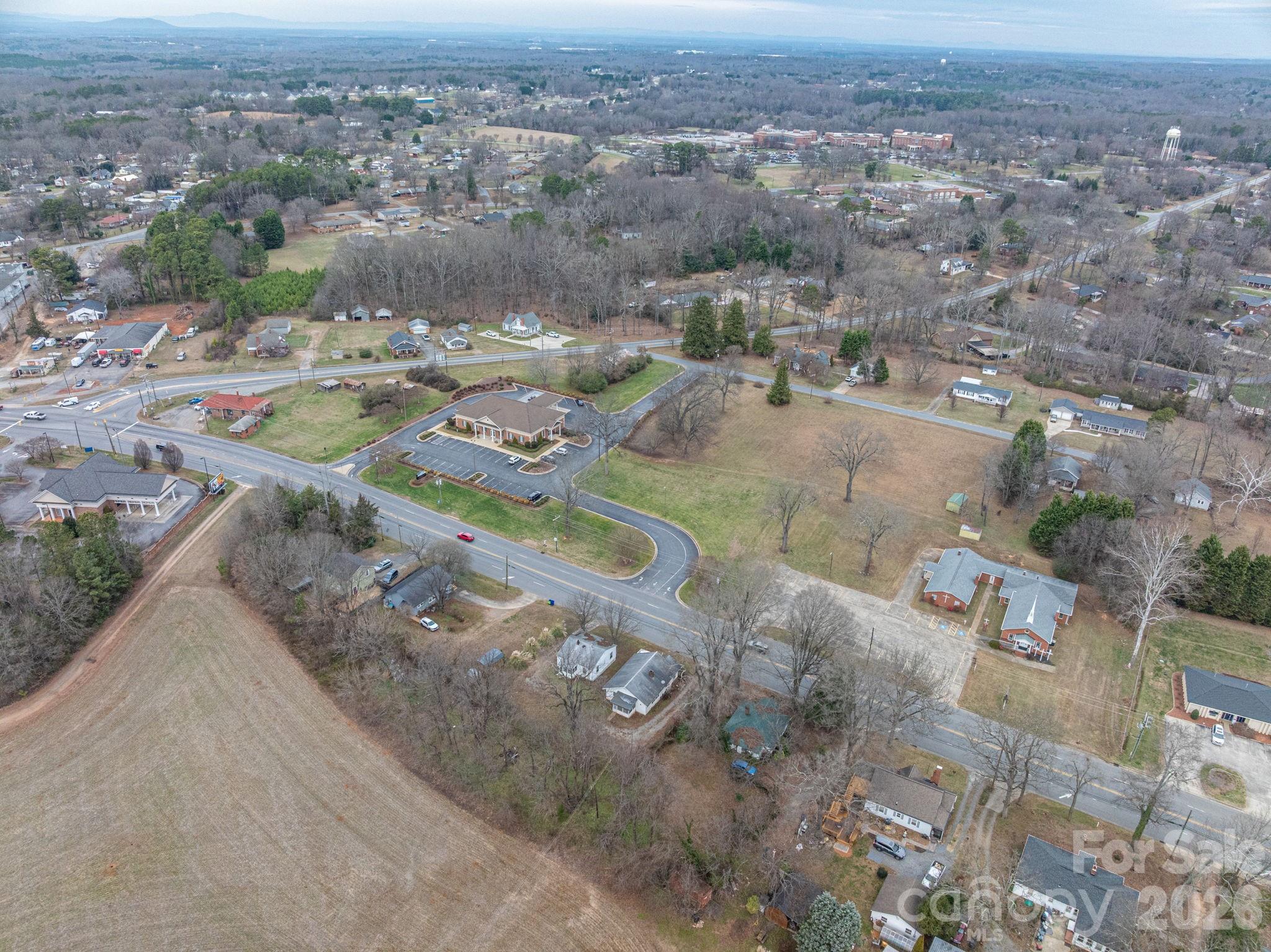 2784 E Nc 27 Highway — Lincolnton