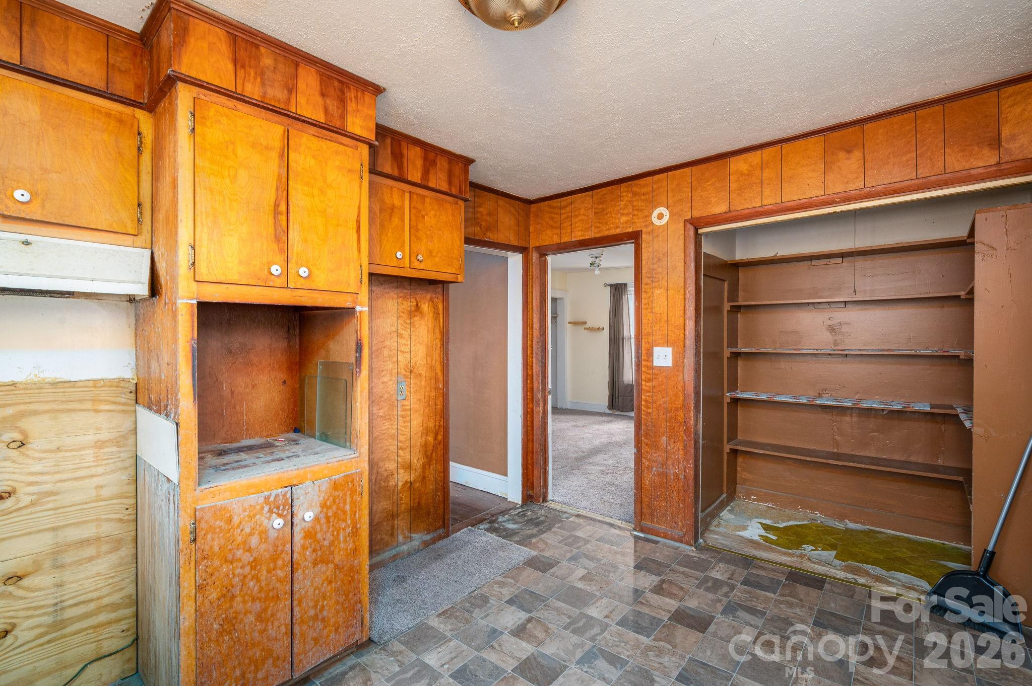 2784 E Nc 27 Highway — Lincolnton