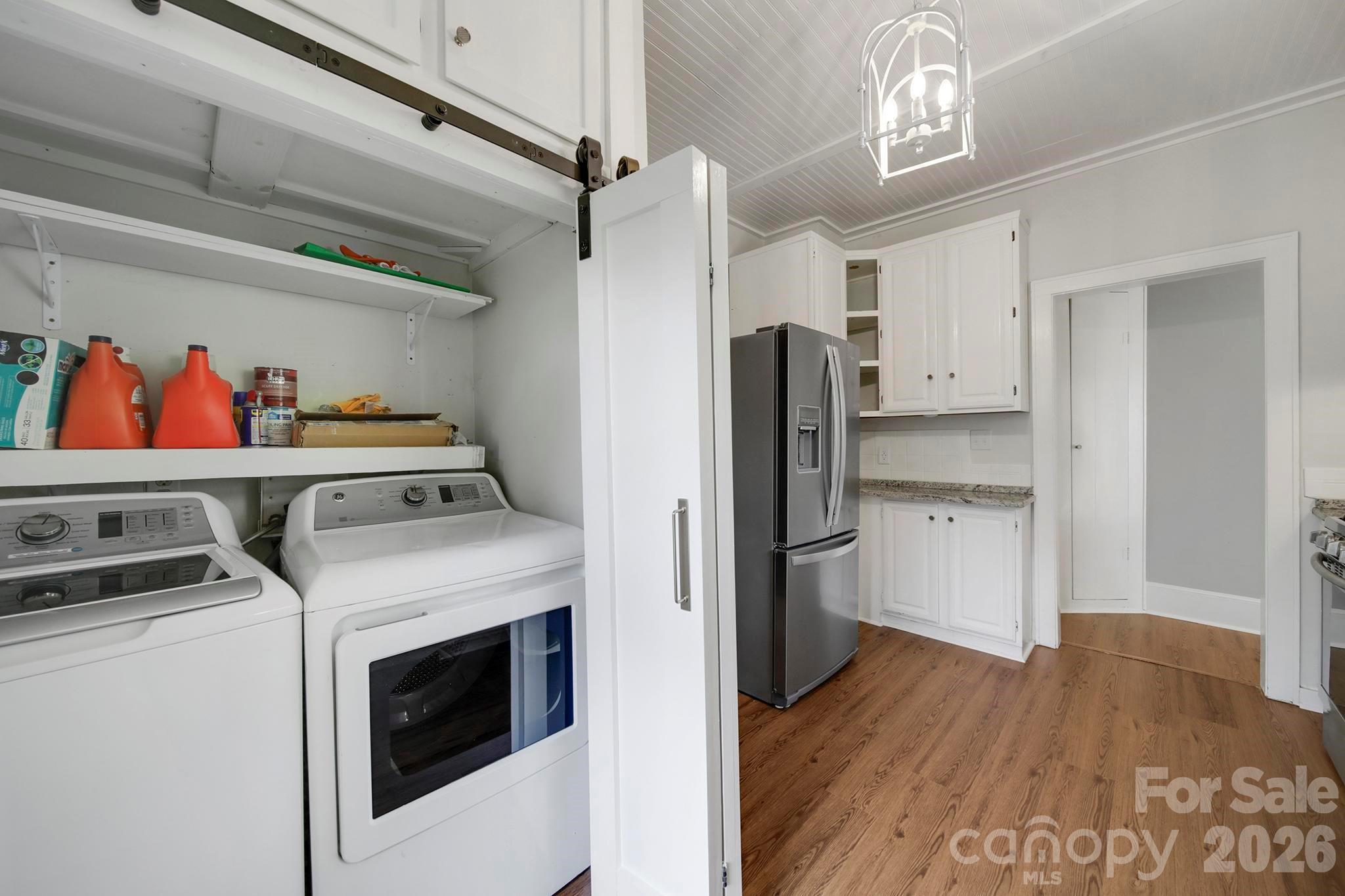 1638 Longfellow Street — Charlotte