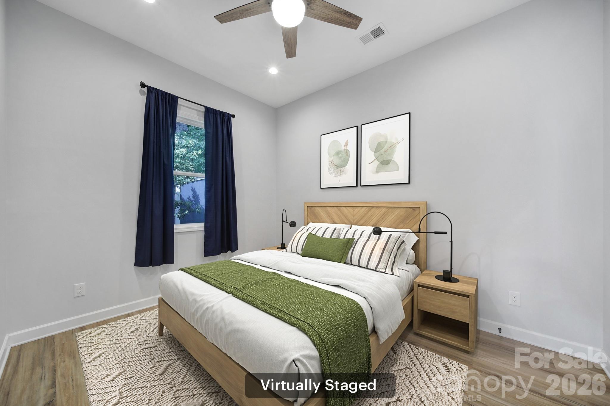 1638 Longfellow Street — Charlotte