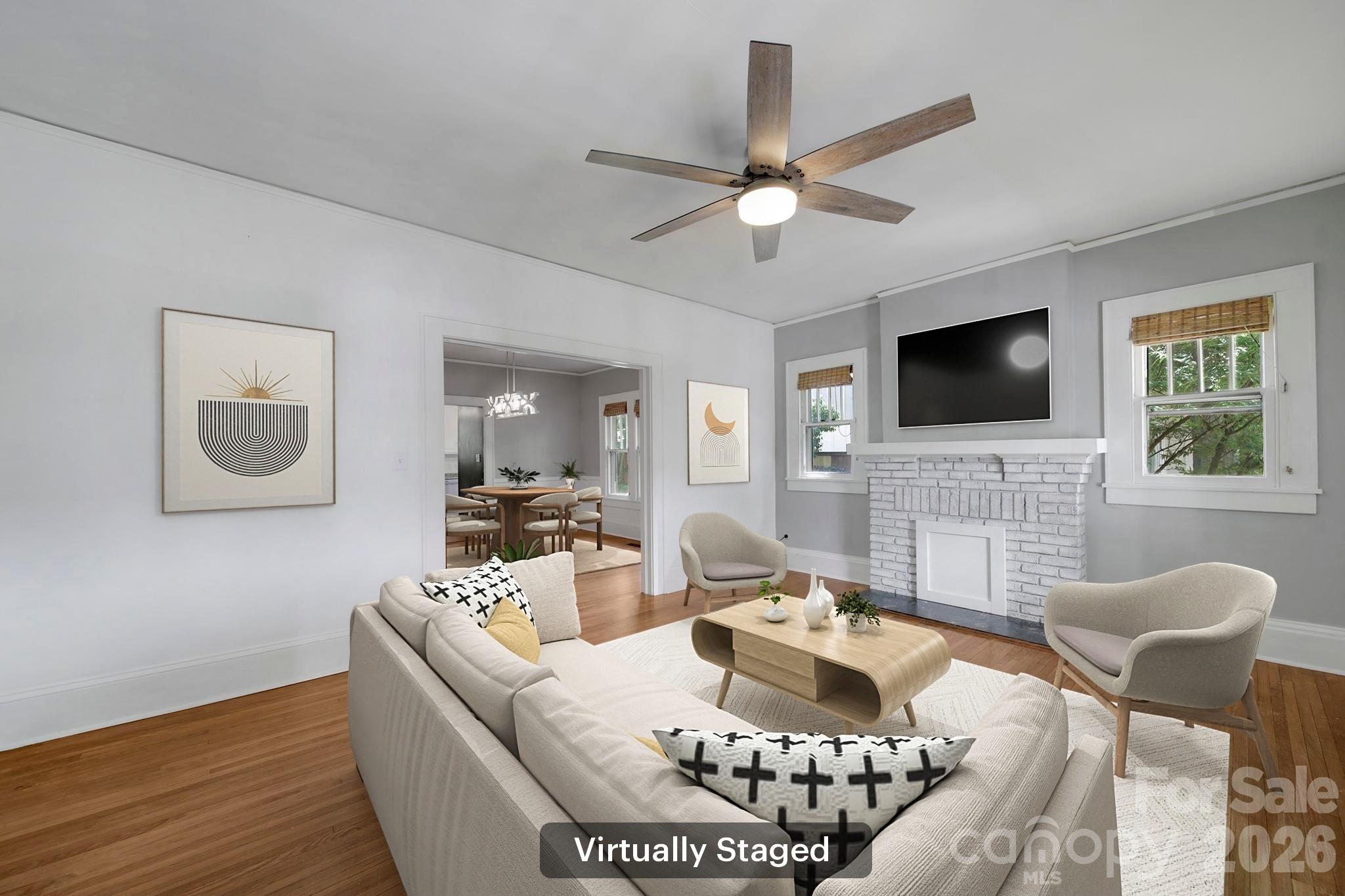 1638 Longfellow Street — Charlotte