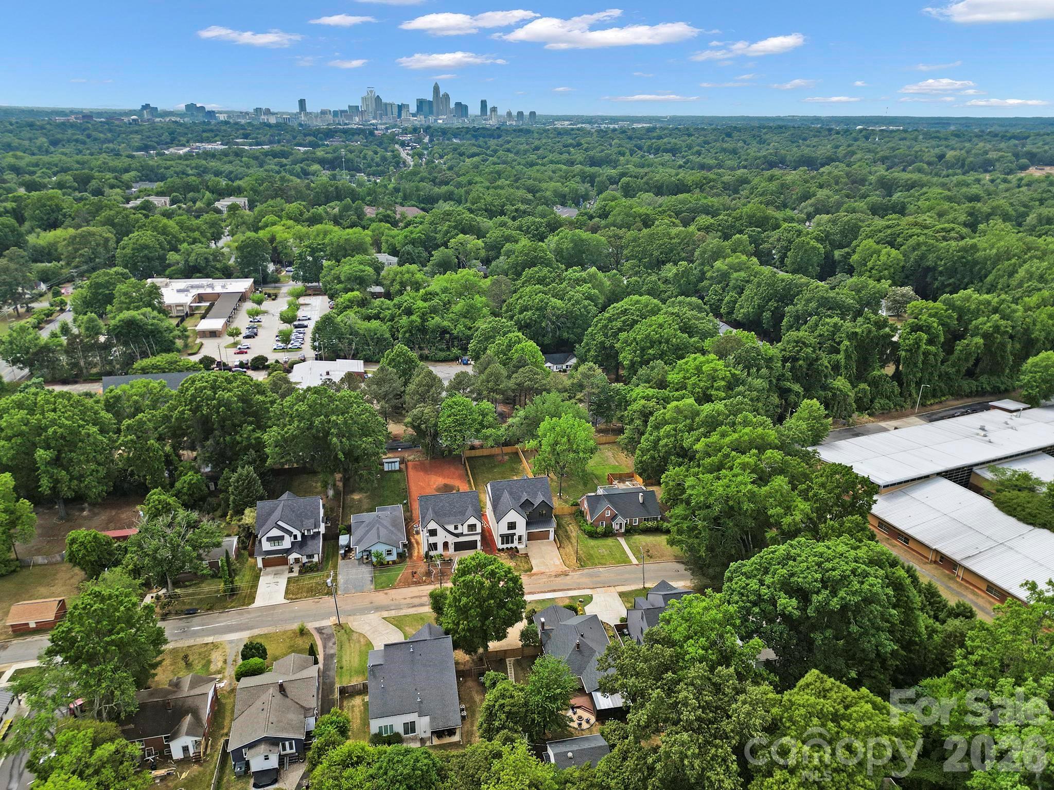 1638 Longfellow Street — Charlotte