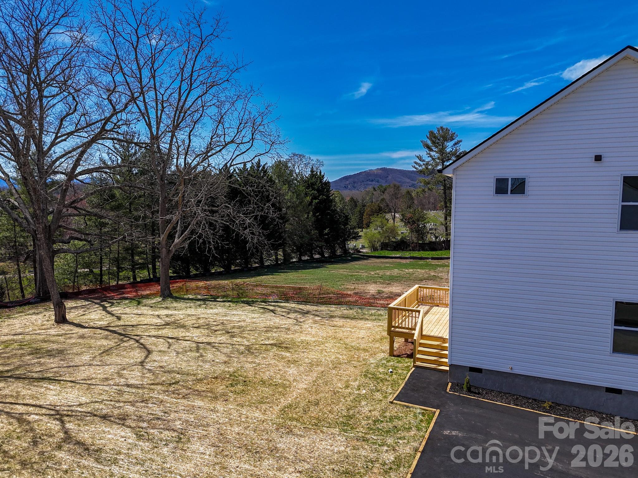 428 Hazel Mill Road — Asheville