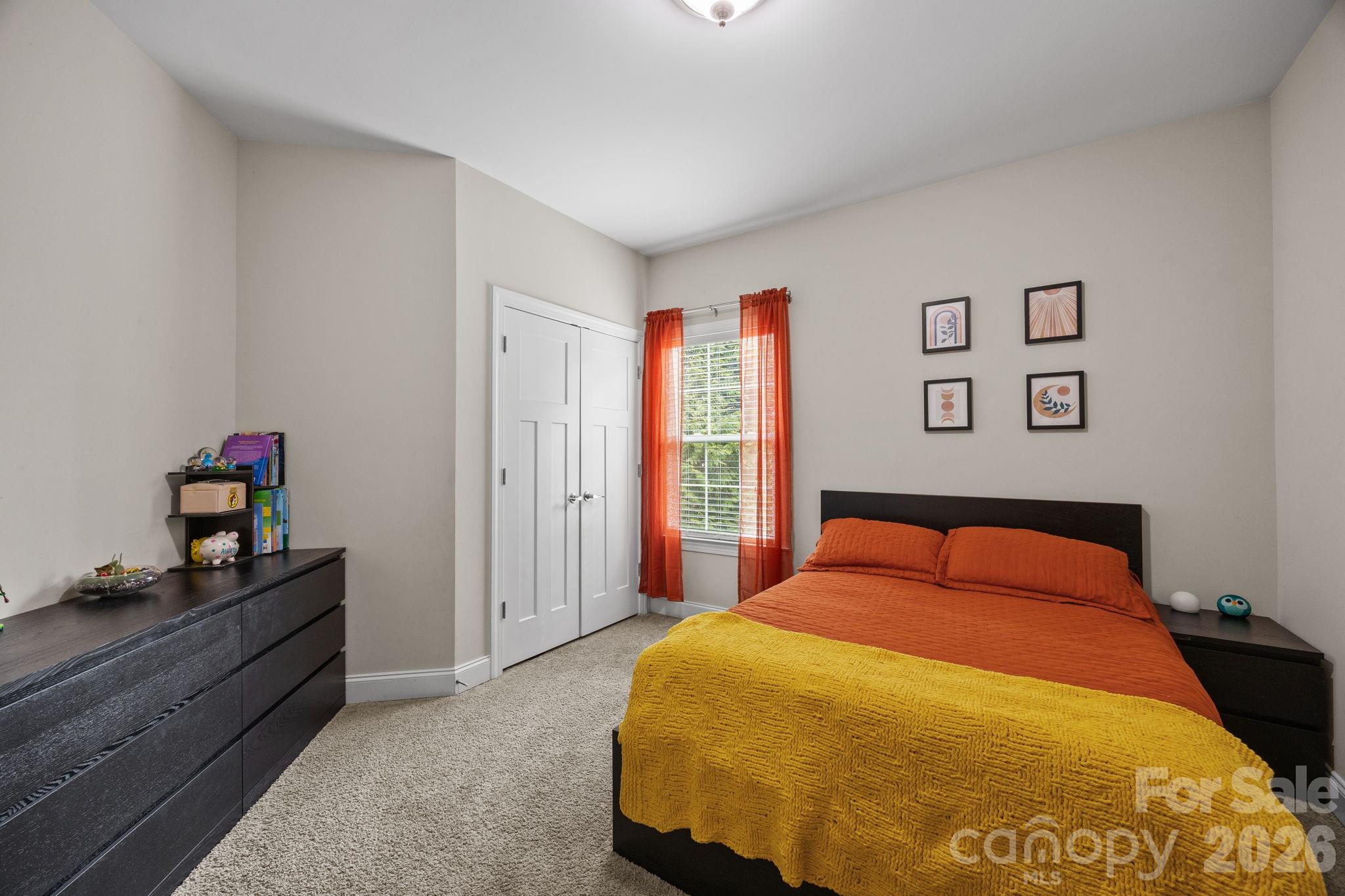 3 Dreambird Drive — Leicester