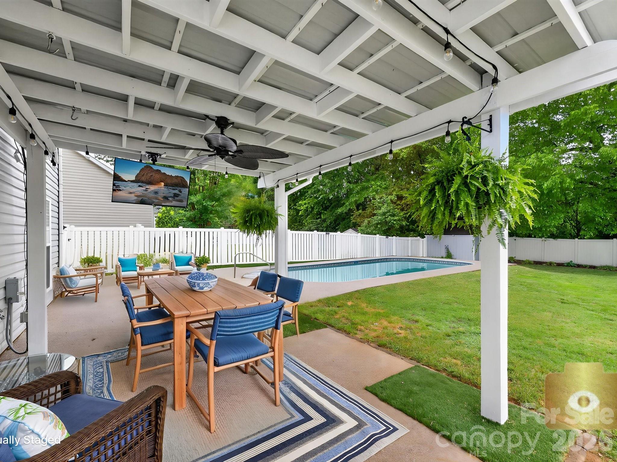 3416 Fairfax Woods Drive — Matthews