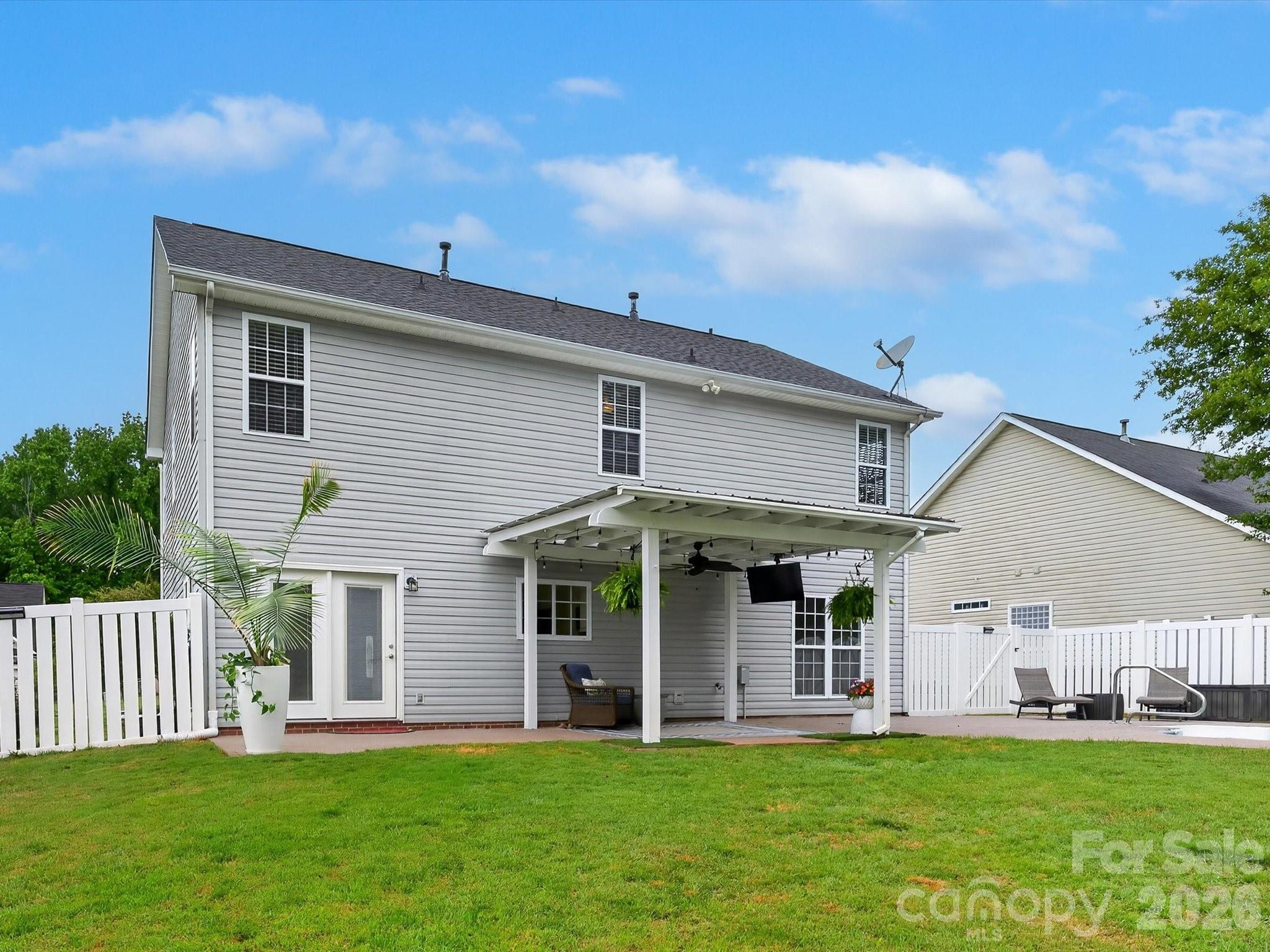 3416 Fairfax Woods Drive — Matthews