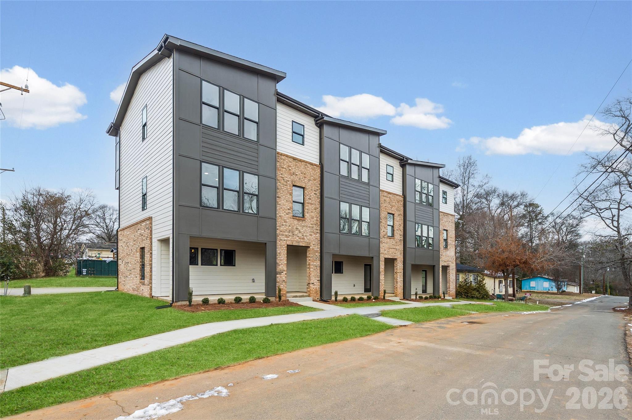 401 N Lee Street #B — Mount Holly