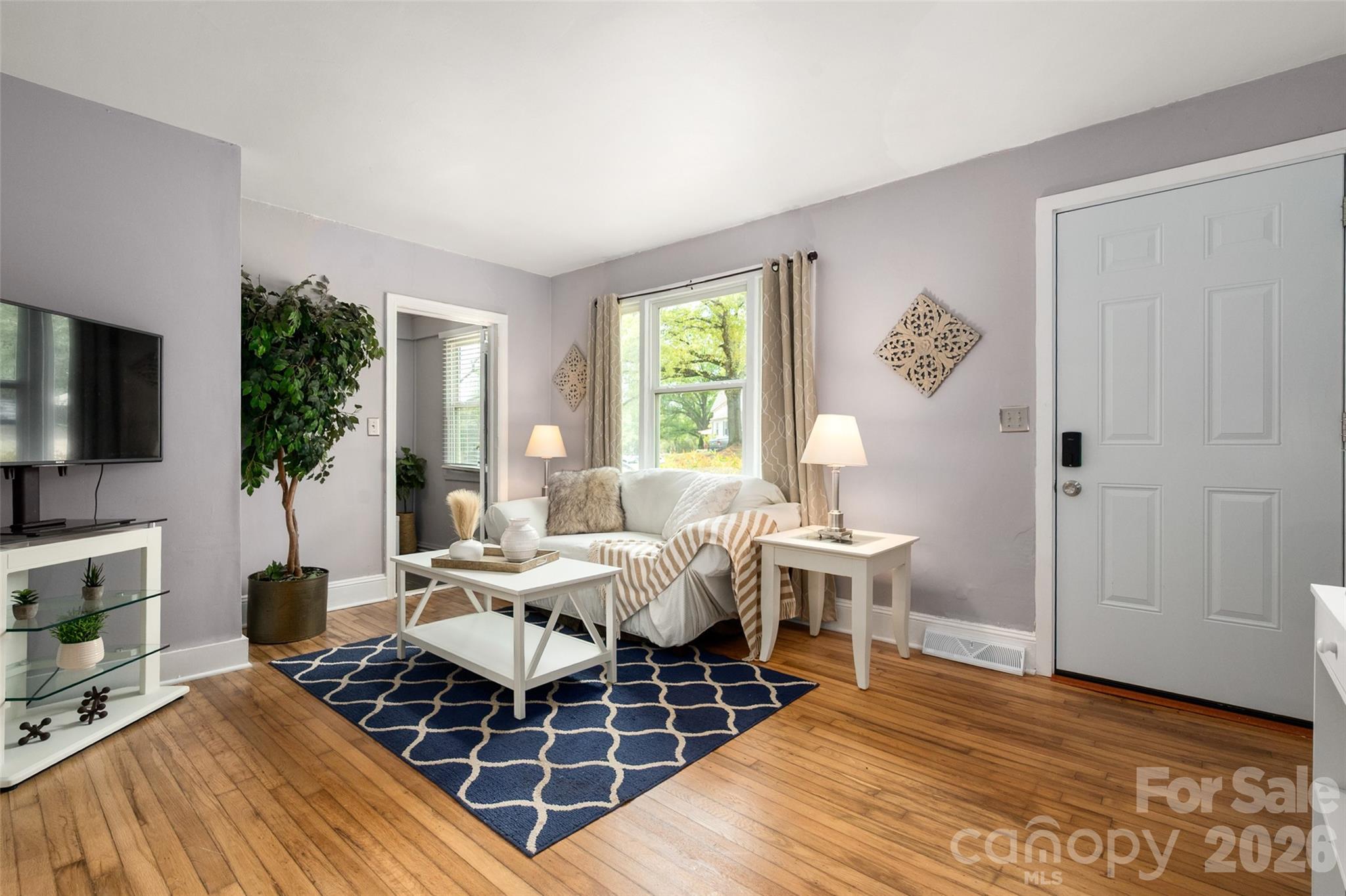 2516 Columbus Circle — Charlotte