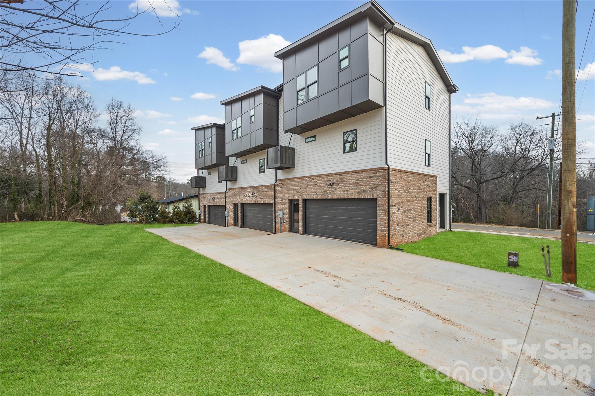 401 N Lee Street #C — Mount Holly