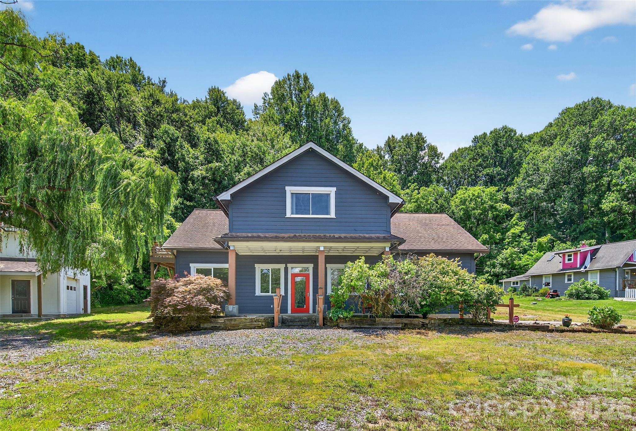 626 Old Lytle Cove Road — Swannanoa