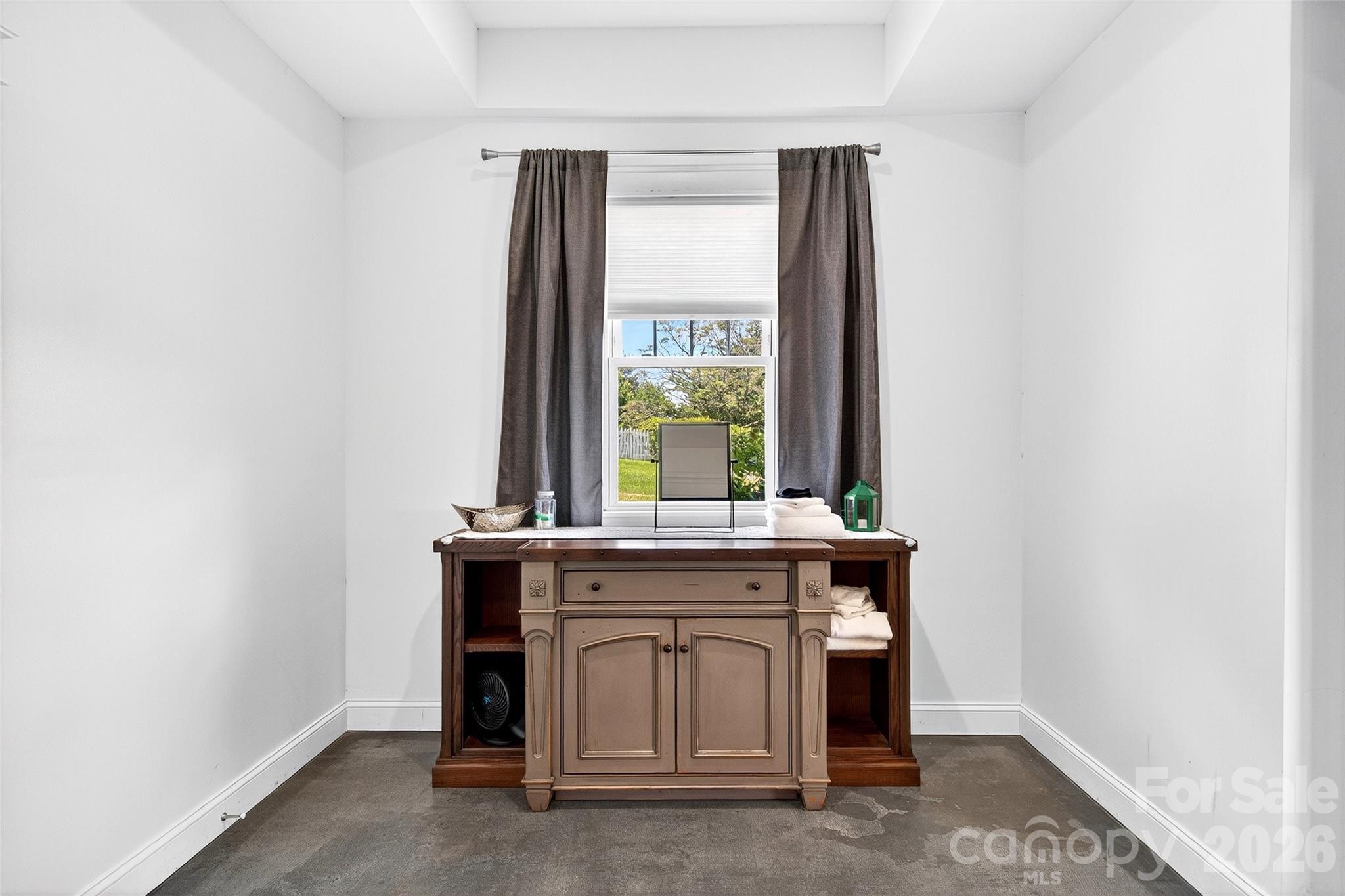626 Old Lytle Cove Road — Swannanoa