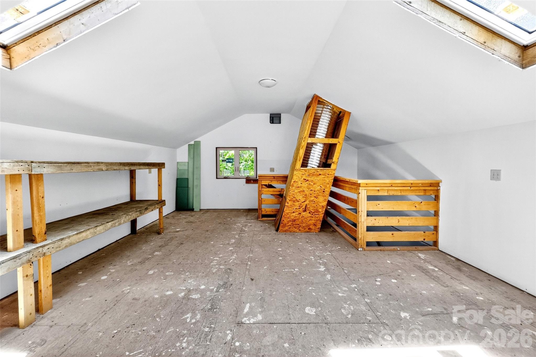 626 Old Lytle Cove Road — Swannanoa