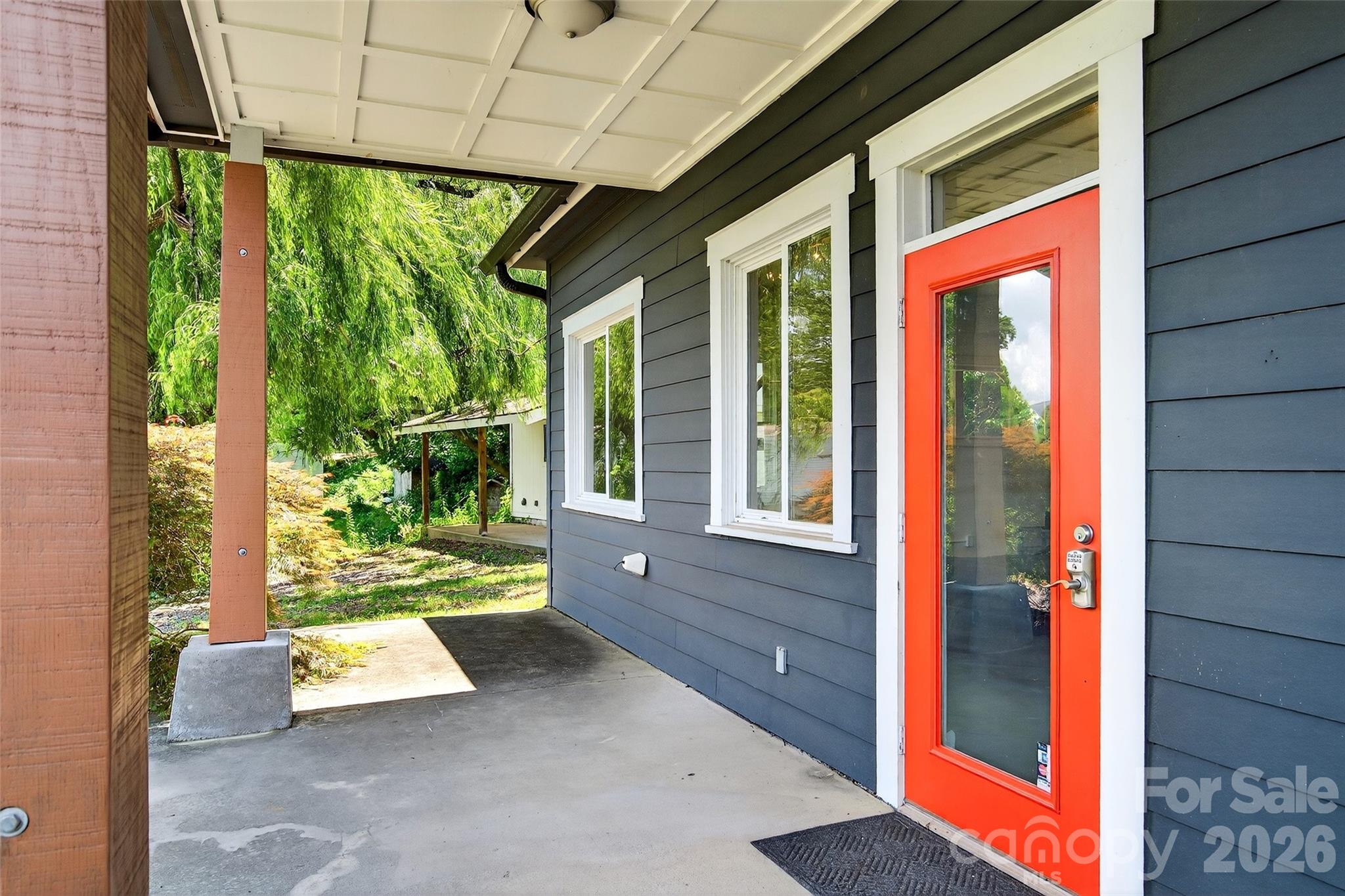 626 Old Lytle Cove Road — Swannanoa