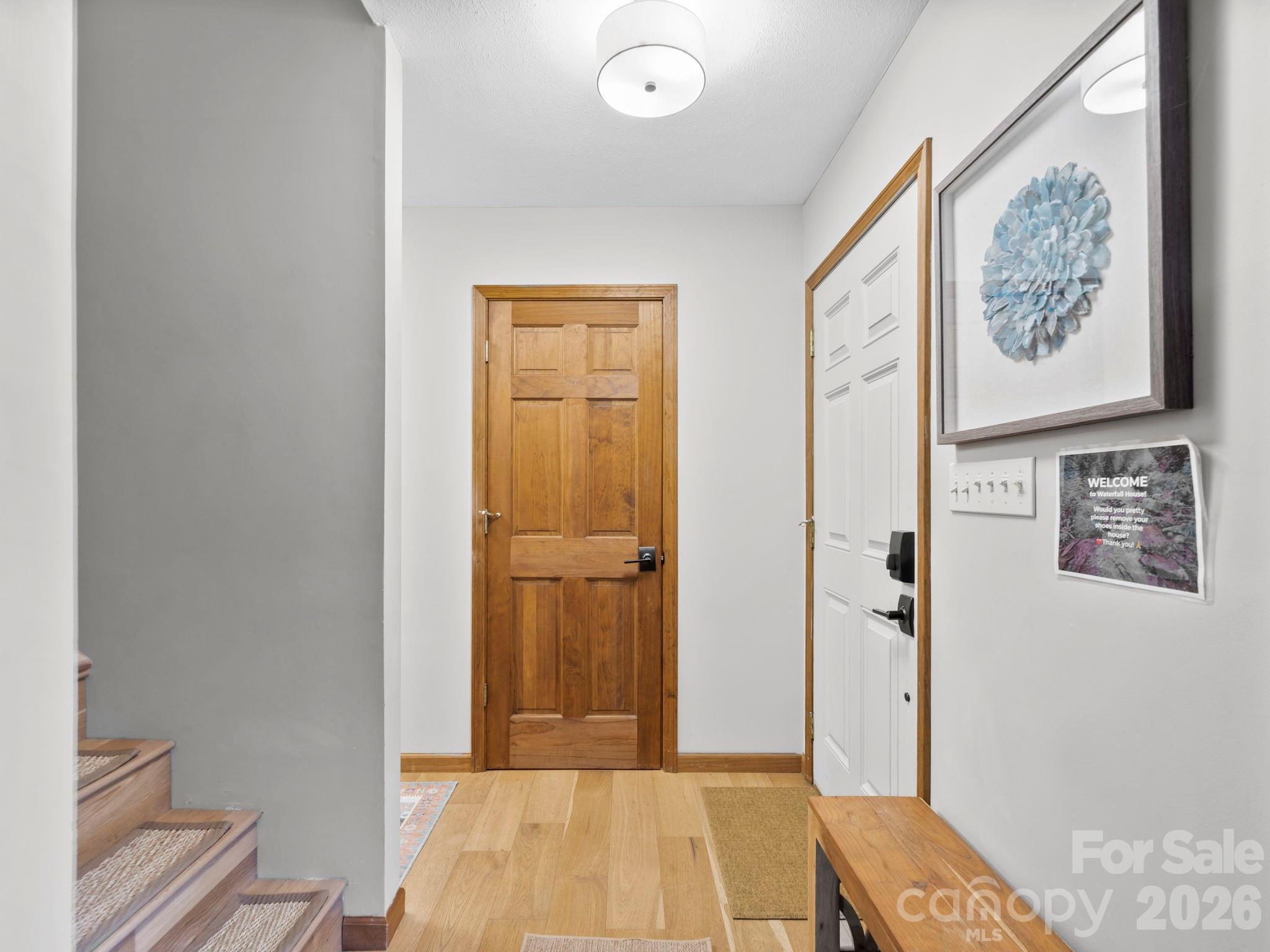 581 Hubbard Hollow Road — Rosman