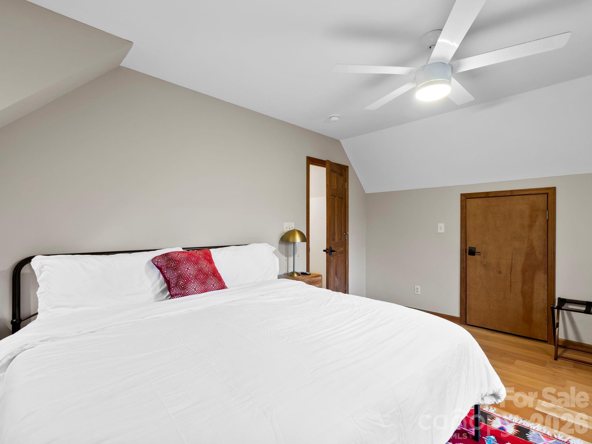581 Hubbard Hollow Road — Rosman