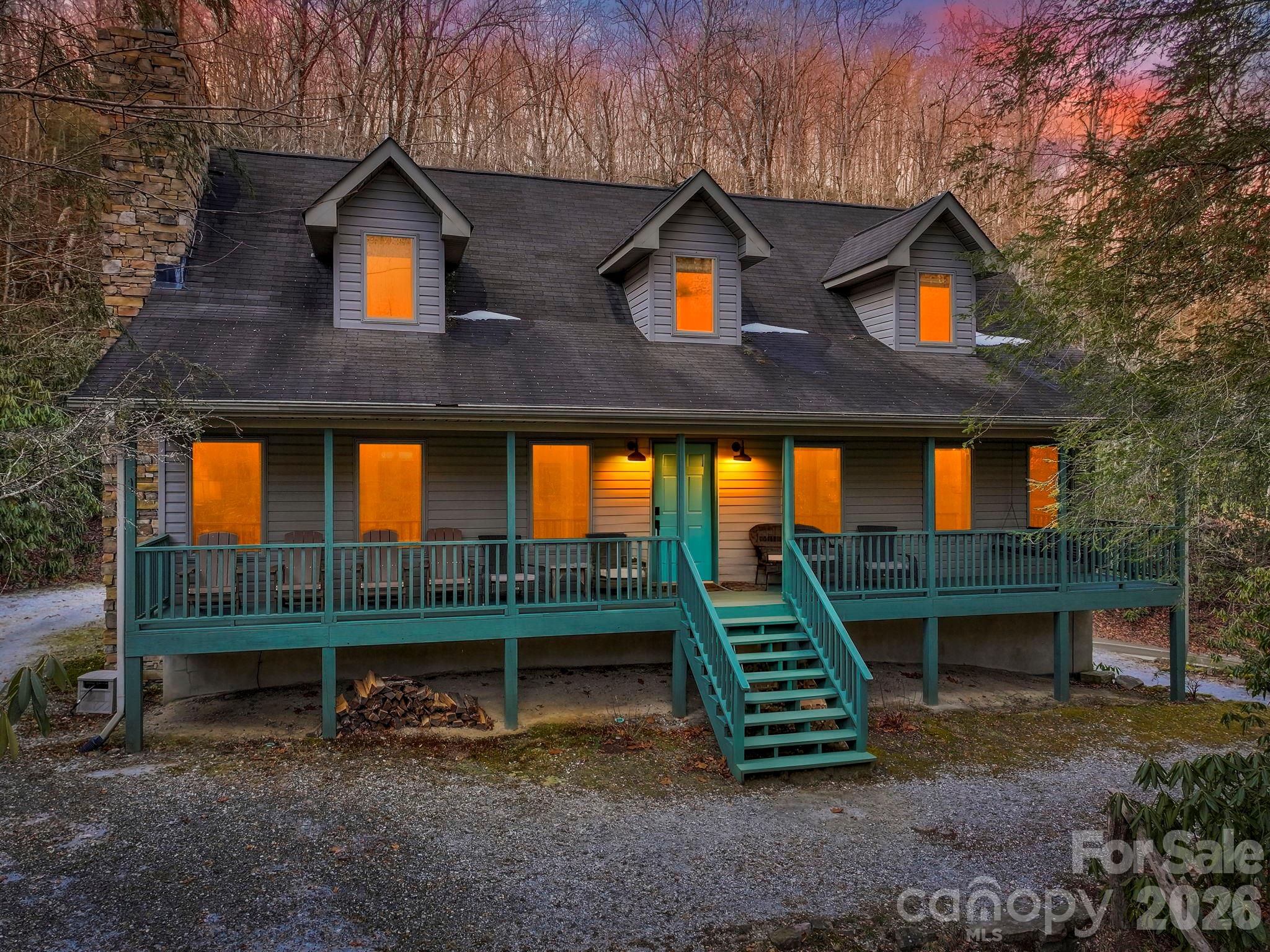 581 Hubbard Hollow Road — Rosman