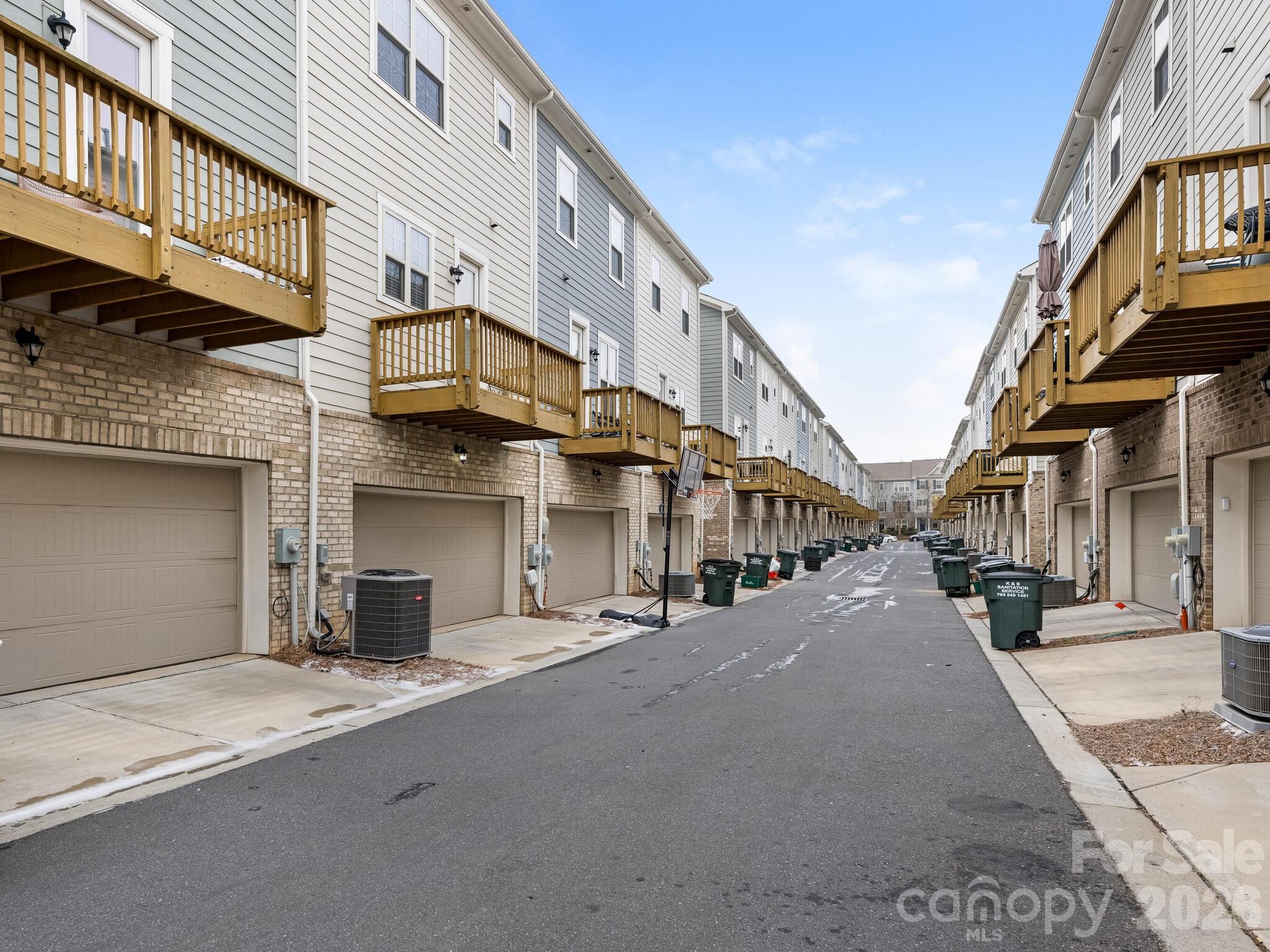 9533 Ainslie Downs Street — Charlotte