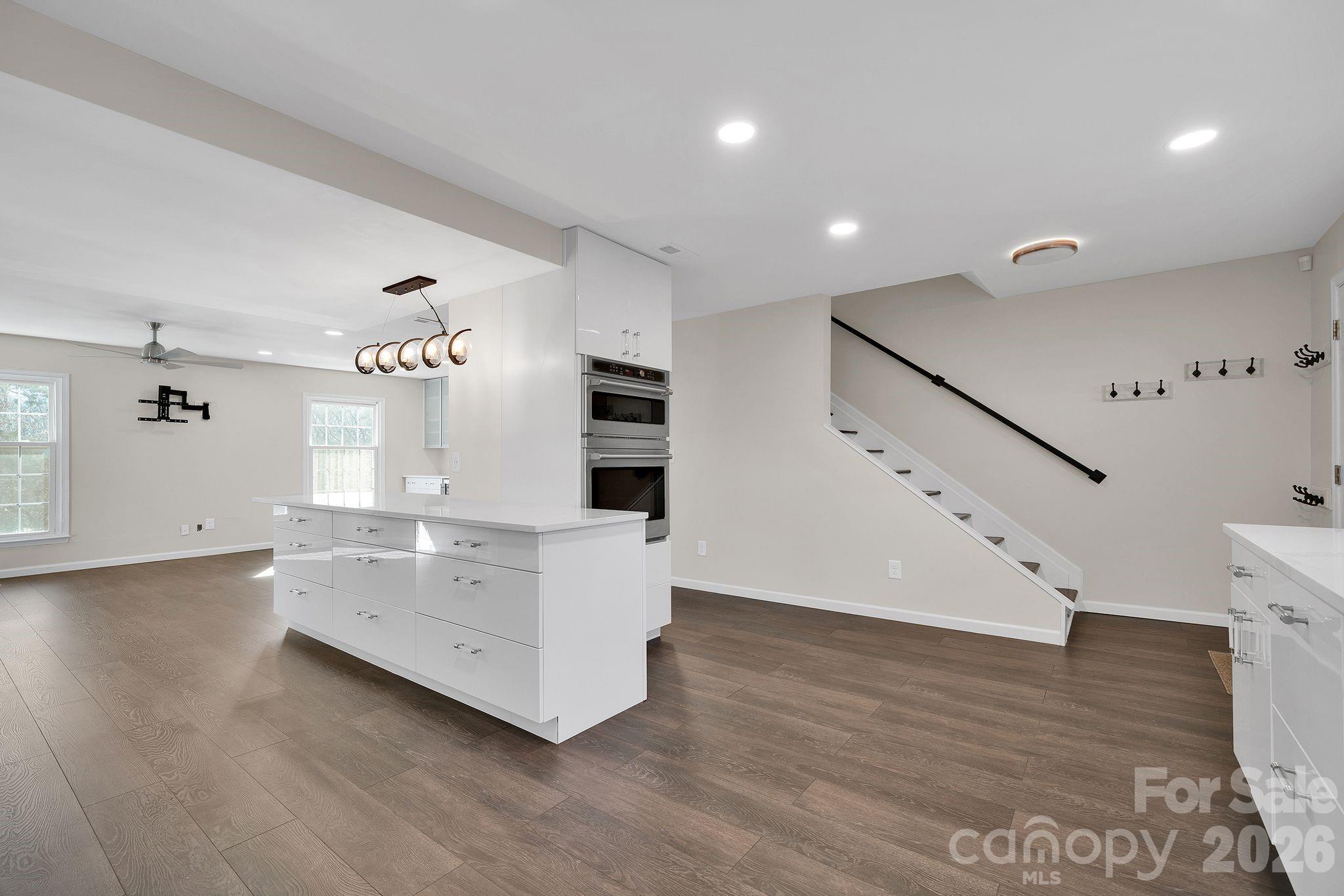 8308 Knights Bridge Road — Charlotte