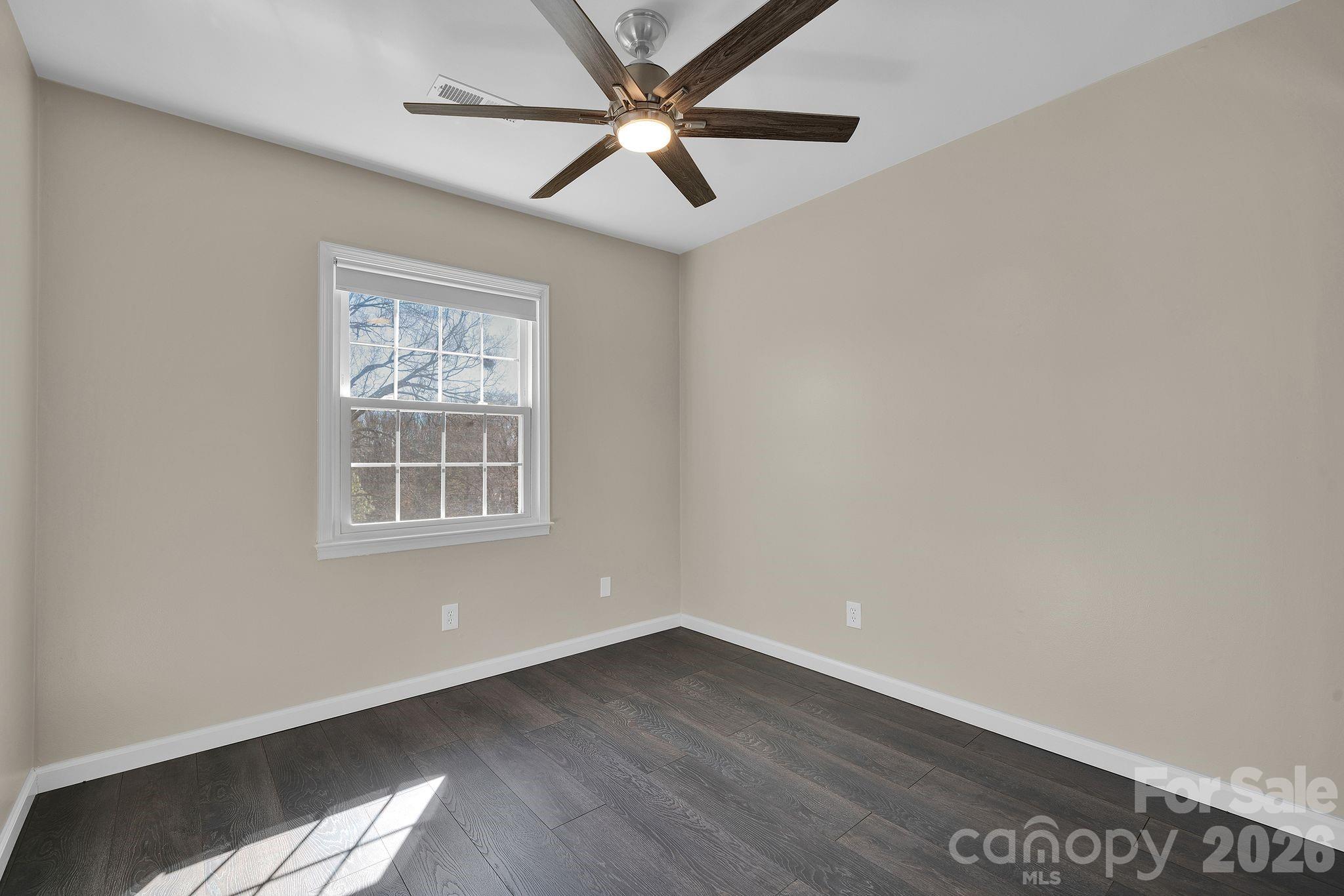 8308 Knights Bridge Road — Charlotte