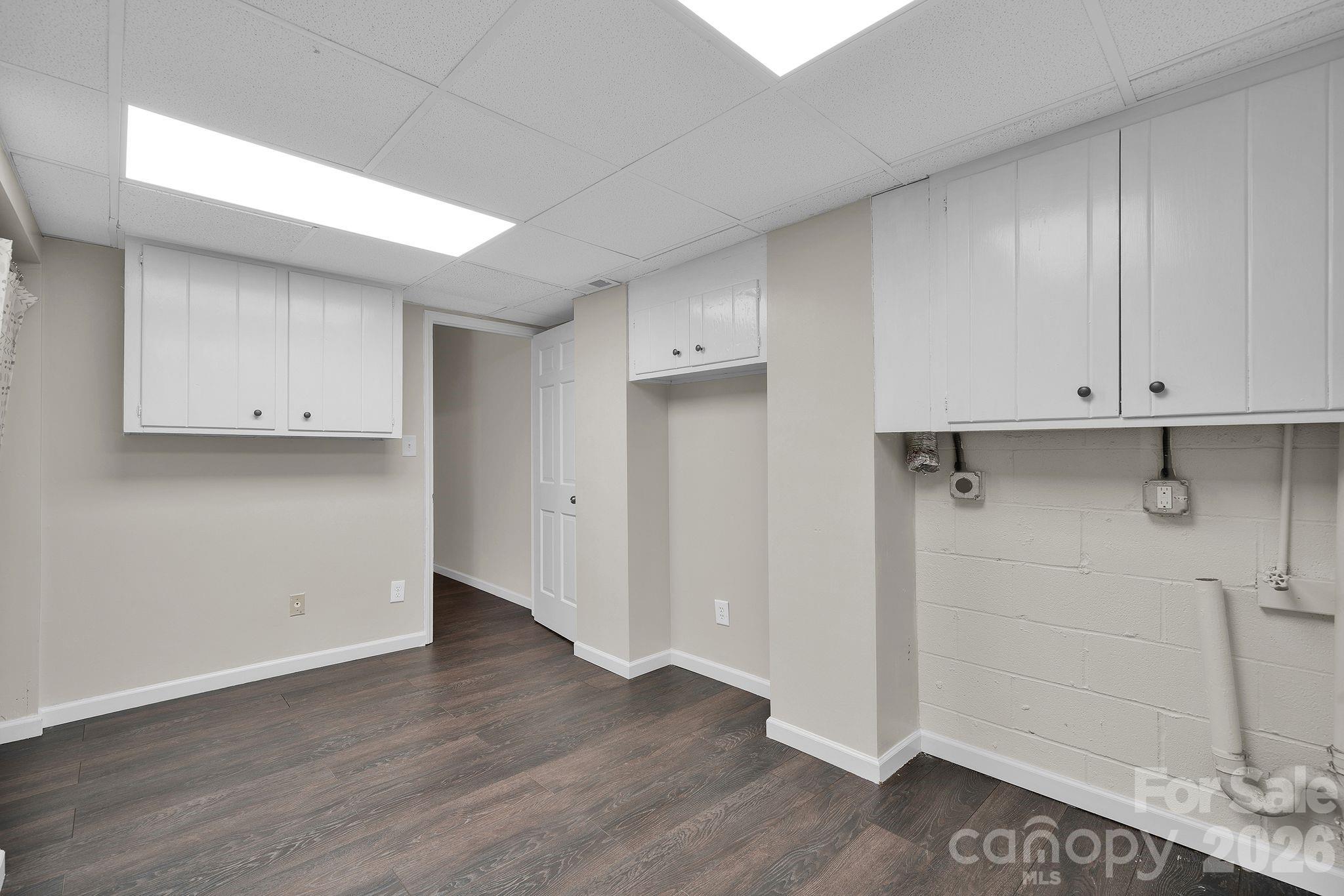 8308 Knights Bridge Road — Charlotte