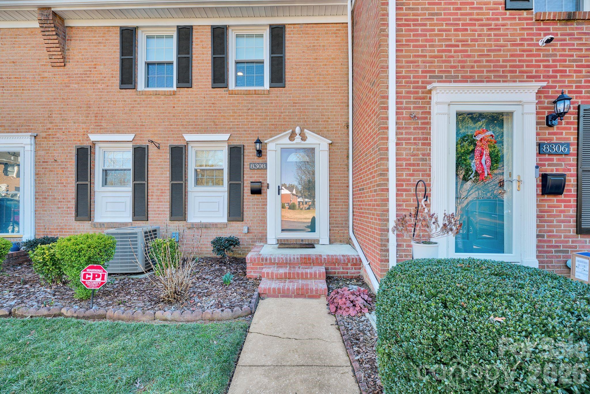 8308 Knights Bridge Road — Charlotte