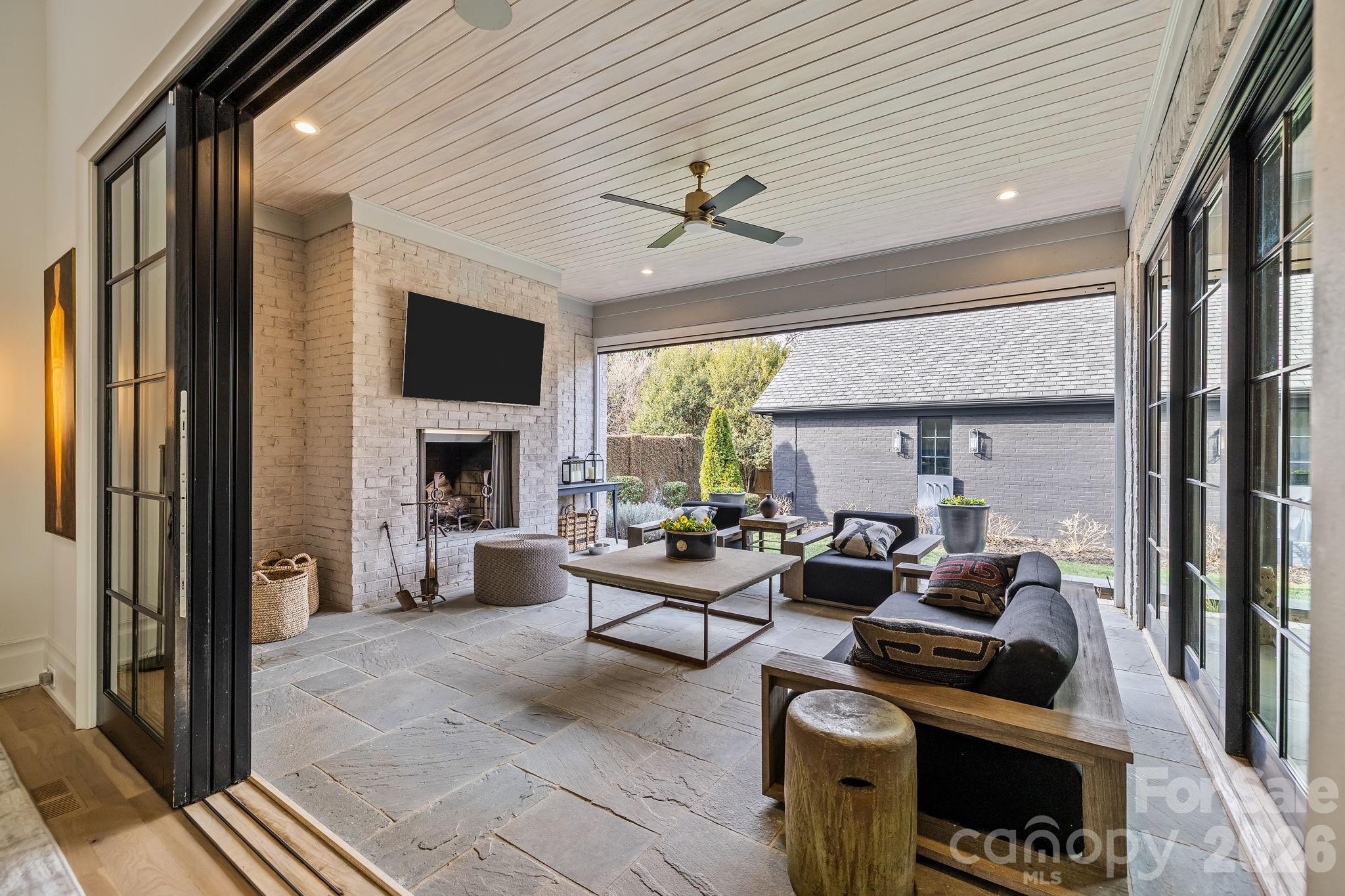 1344 Biltmore Drive — Charlotte