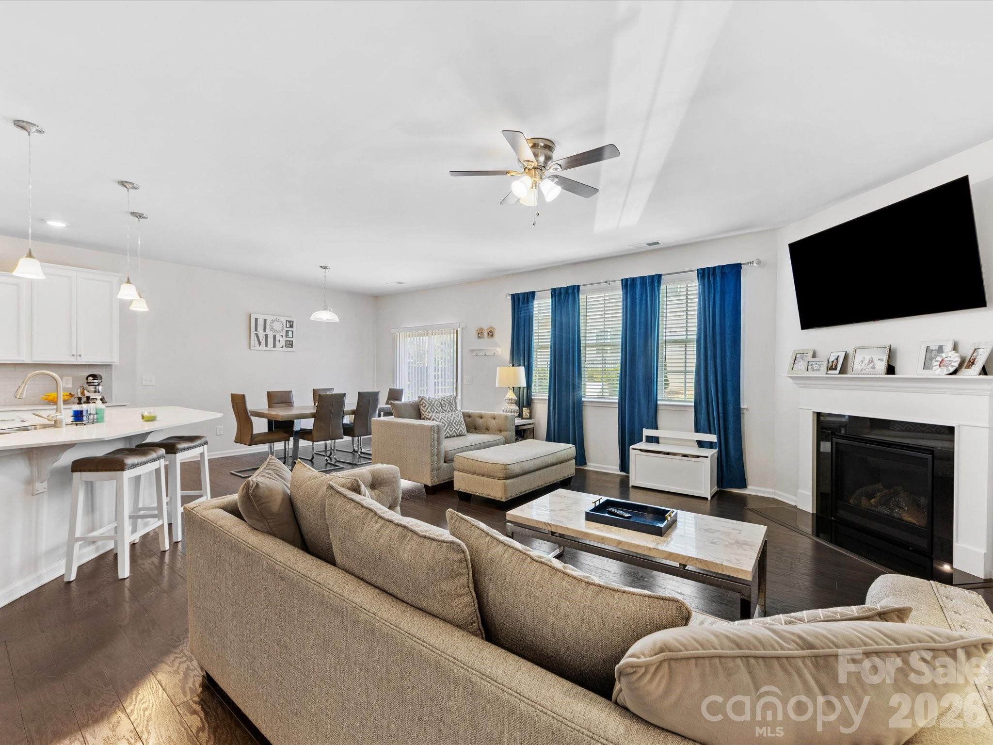 4261 Coachwhip Avenue — Lancaster