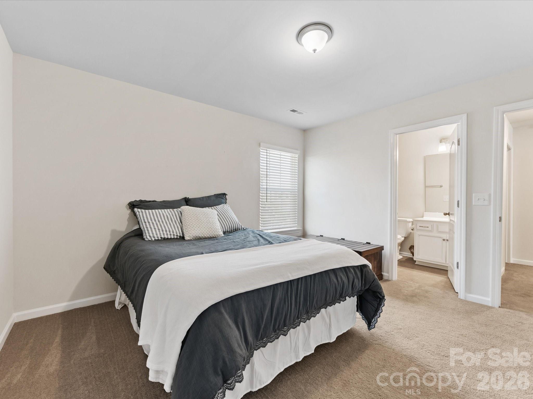 4261 Coachwhip Avenue — Lancaster