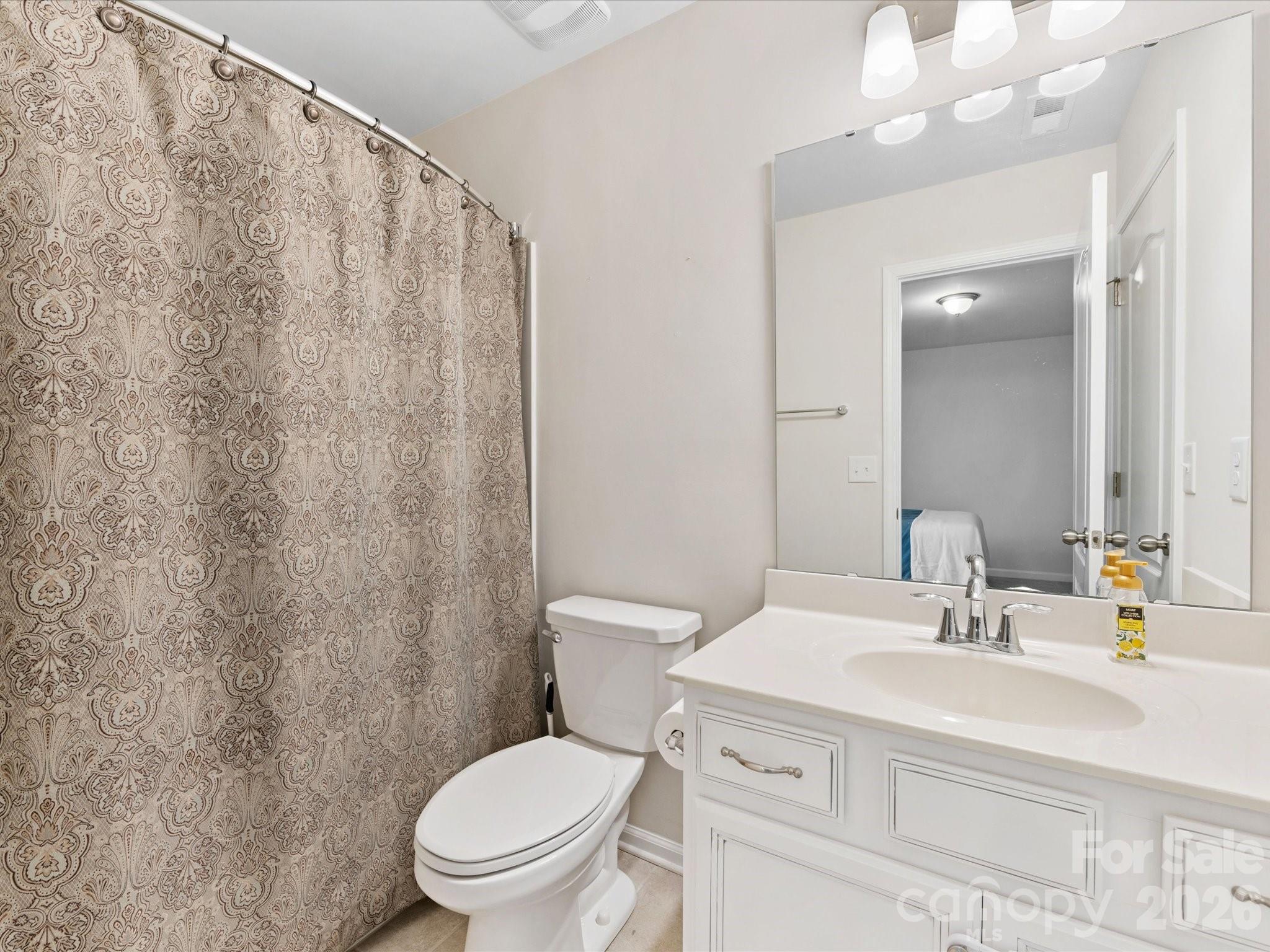 4261 Coachwhip Avenue — Lancaster