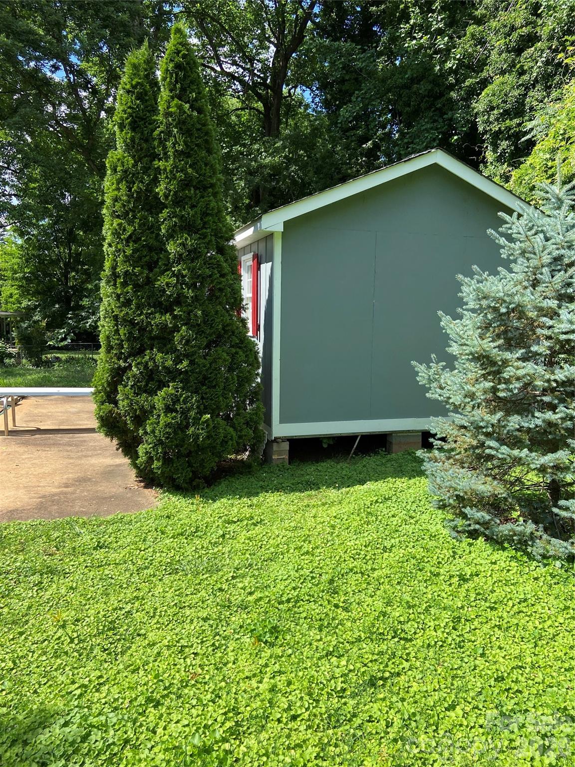 3218 Driftwood Drive — Charlotte