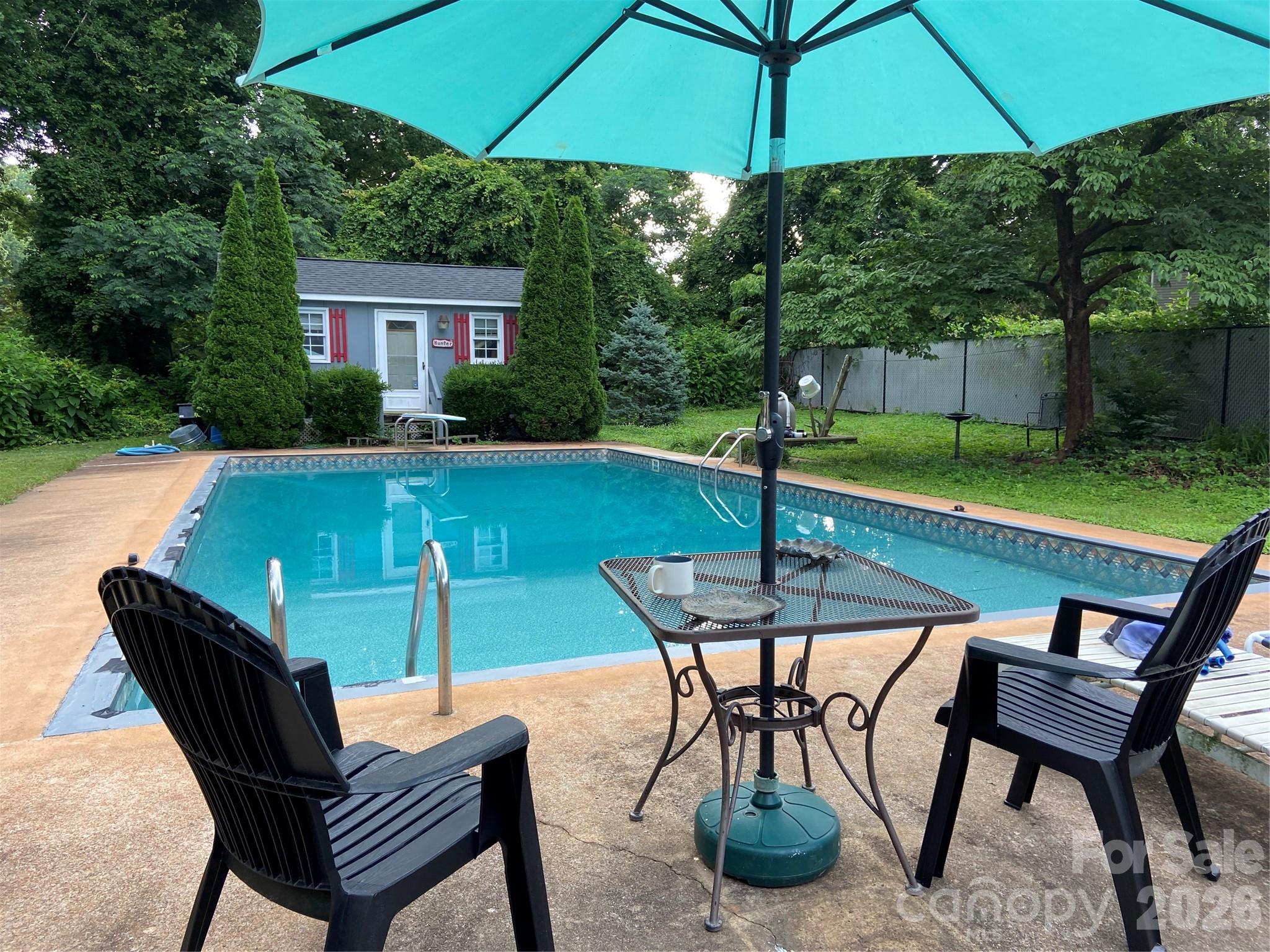 3218 Driftwood Drive — Charlotte