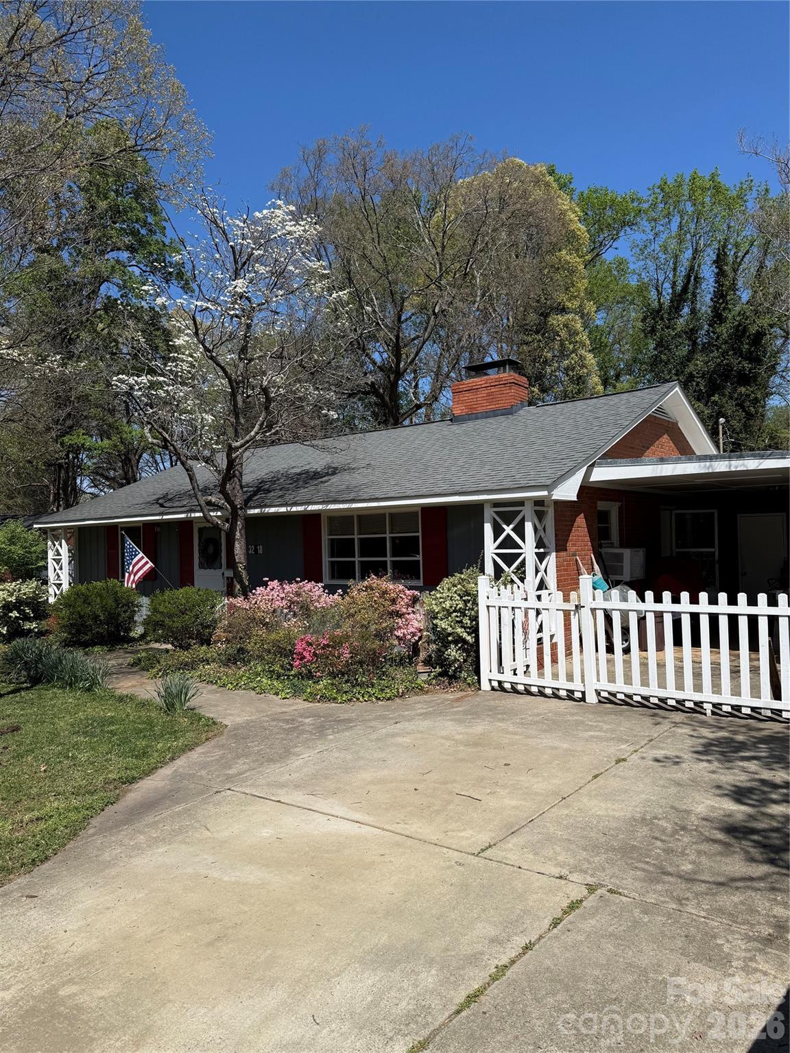 3218 Driftwood Drive — Charlotte