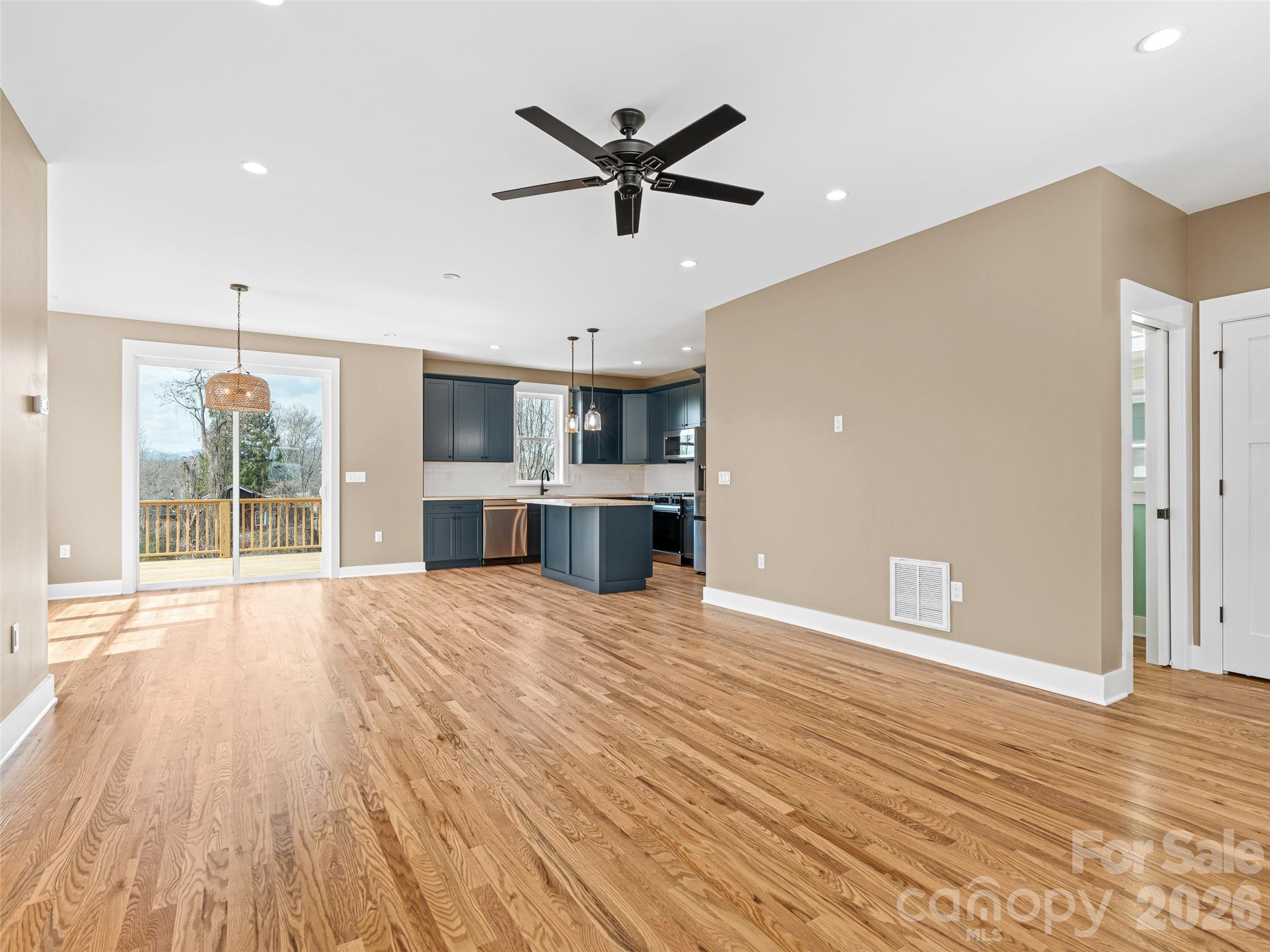 112 Alma Lane — Asheville