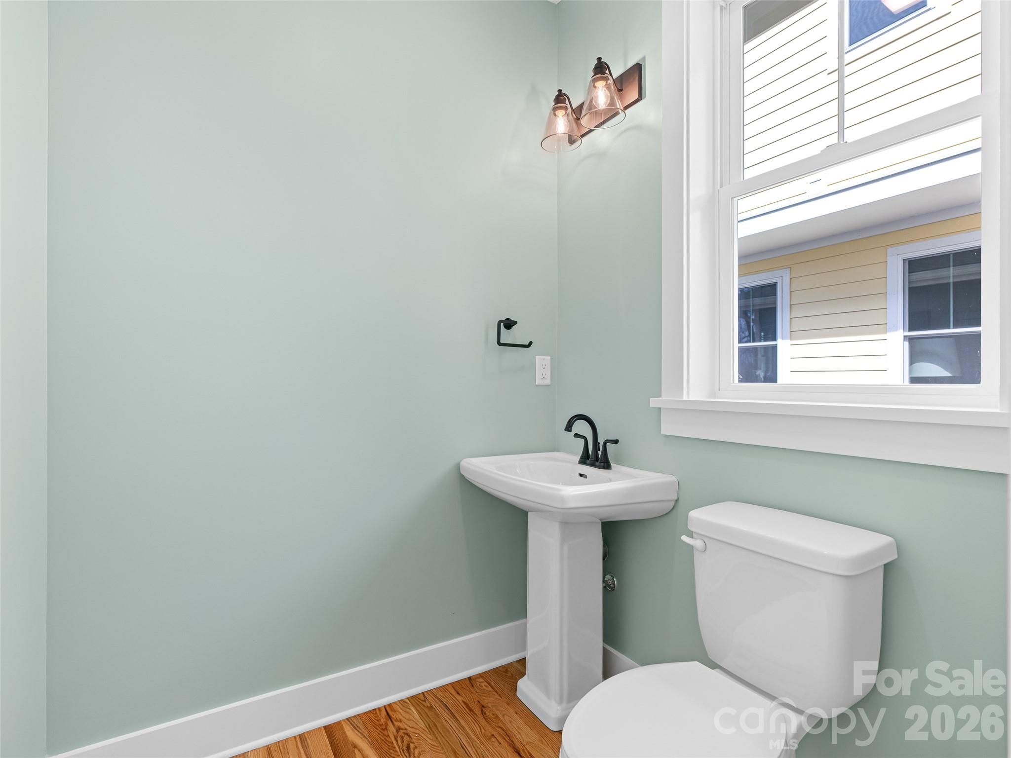 112 Alma Lane — Asheville