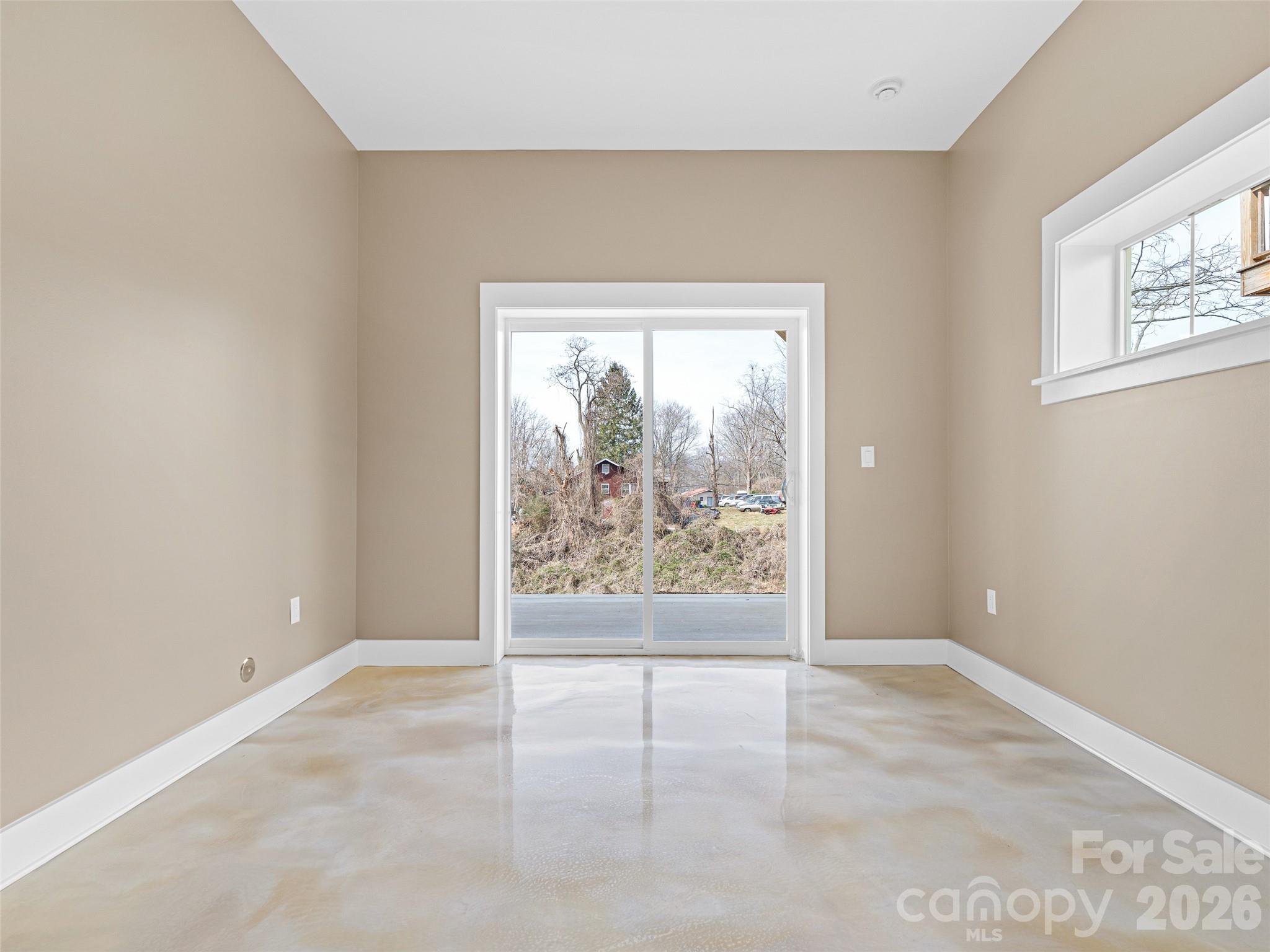 112 Alma Lane — Asheville