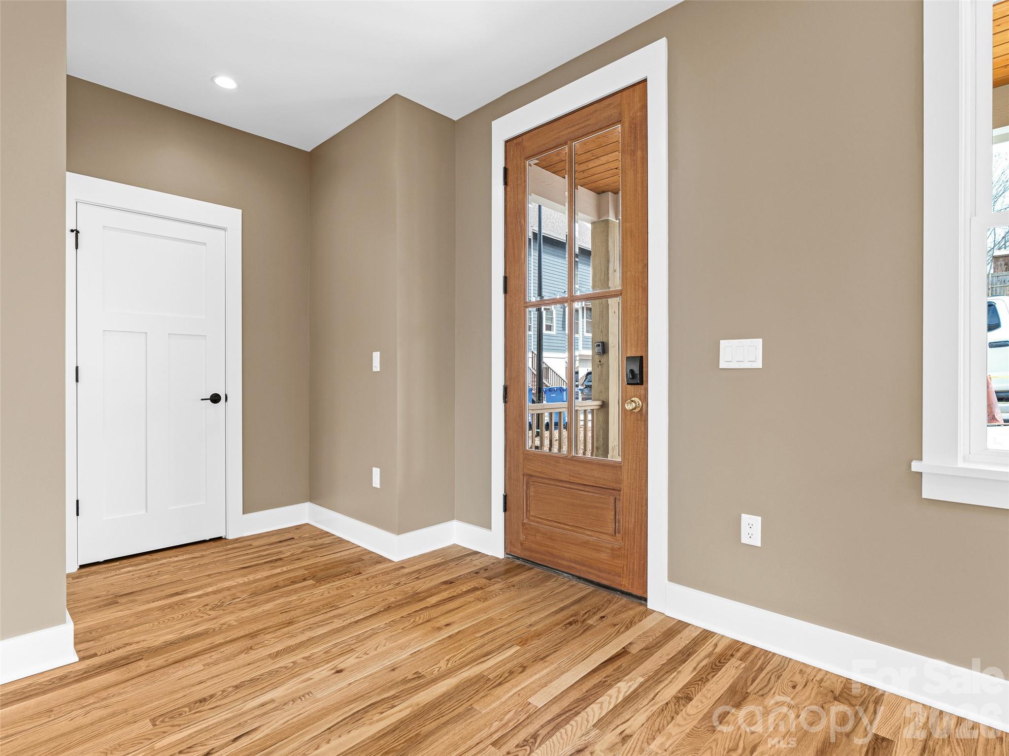 112 Alma Lane — Asheville