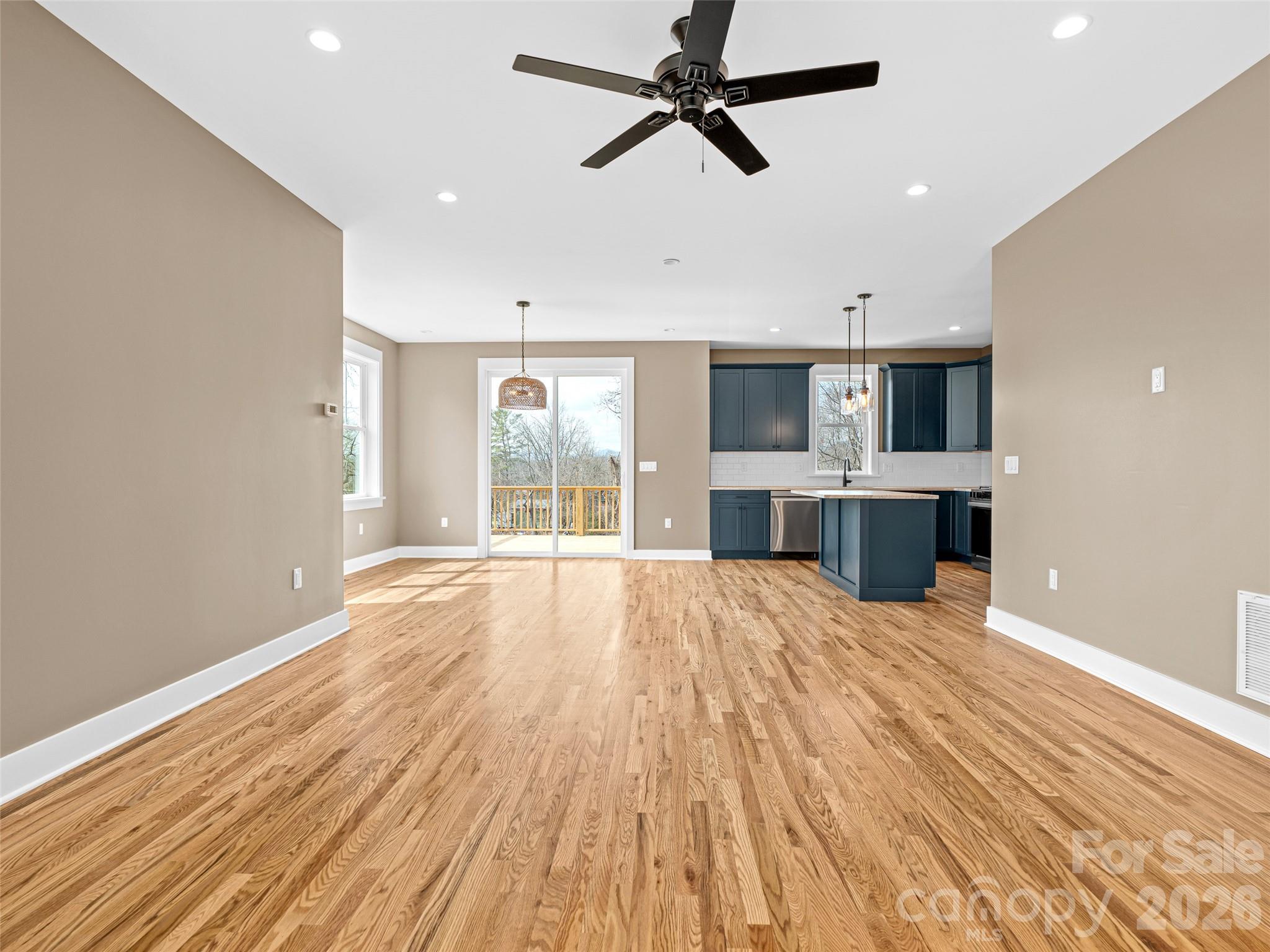 112 Alma Lane — Asheville
