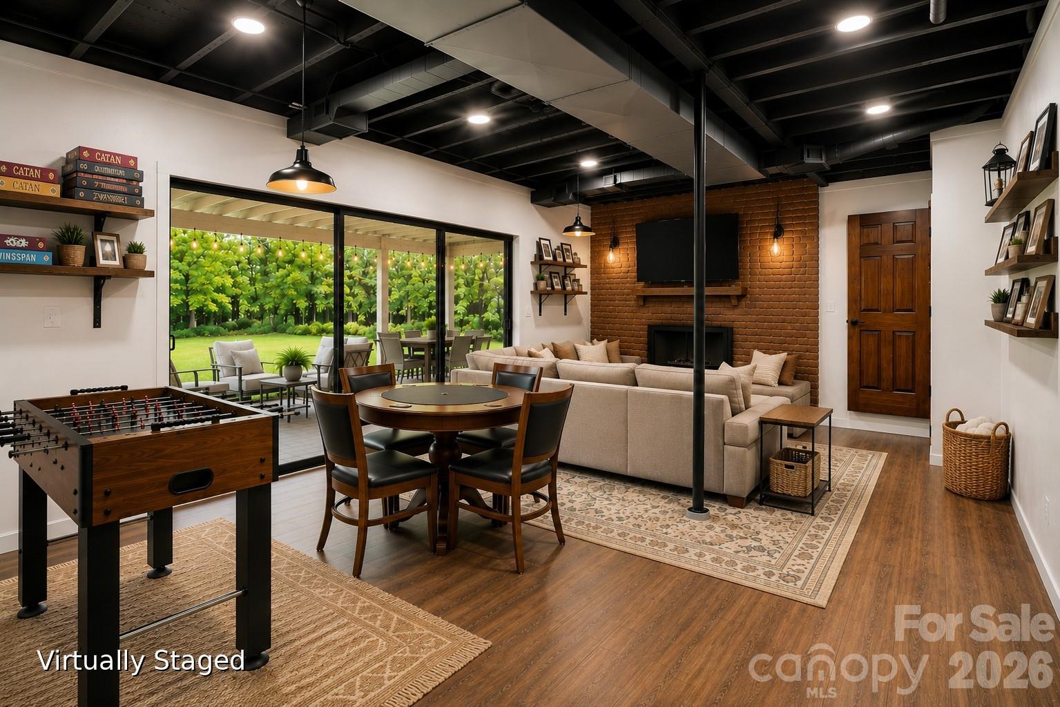 4515 Botany Trail — Maiden