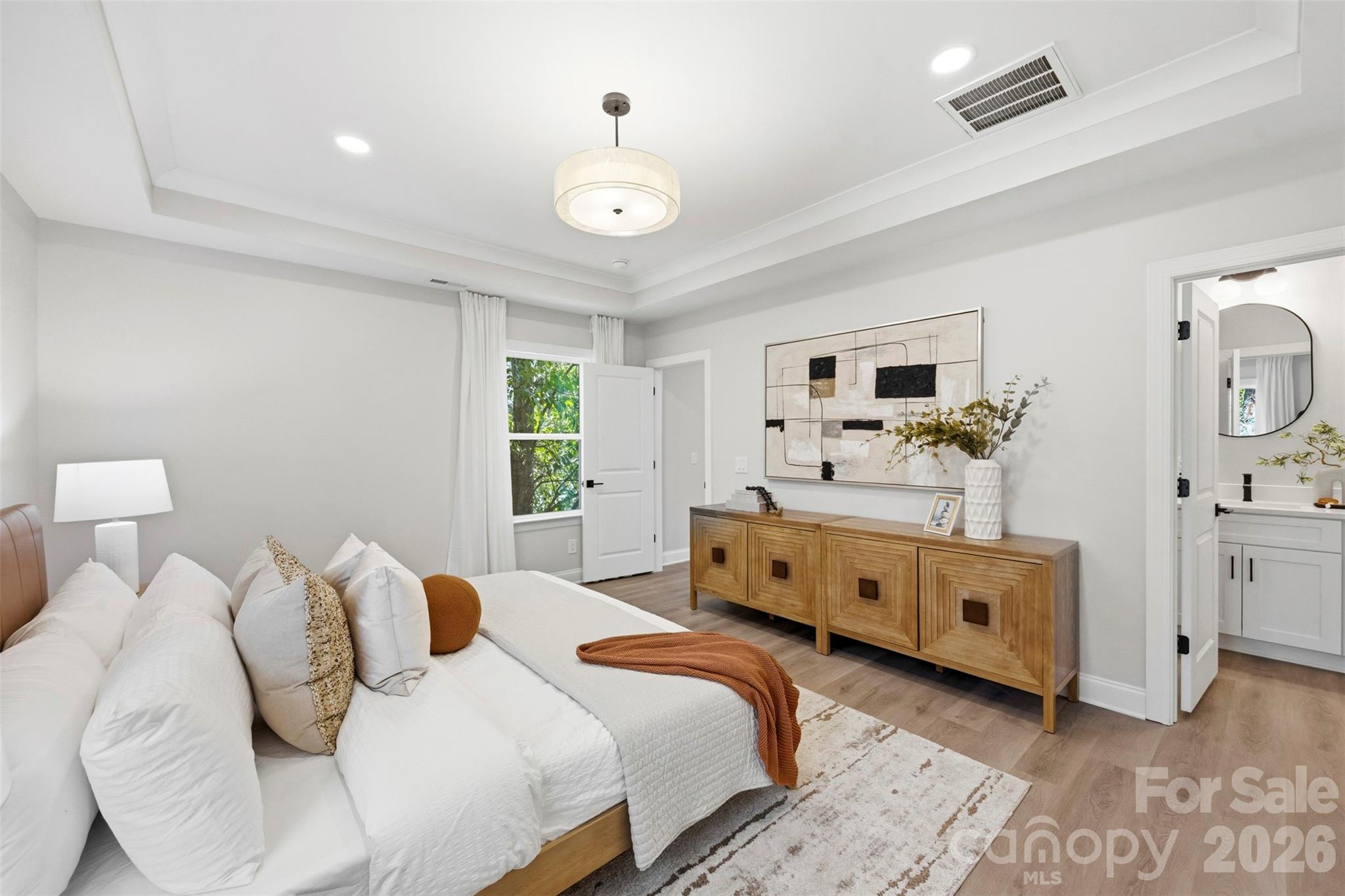 105 N Smallwood Place — Charlotte