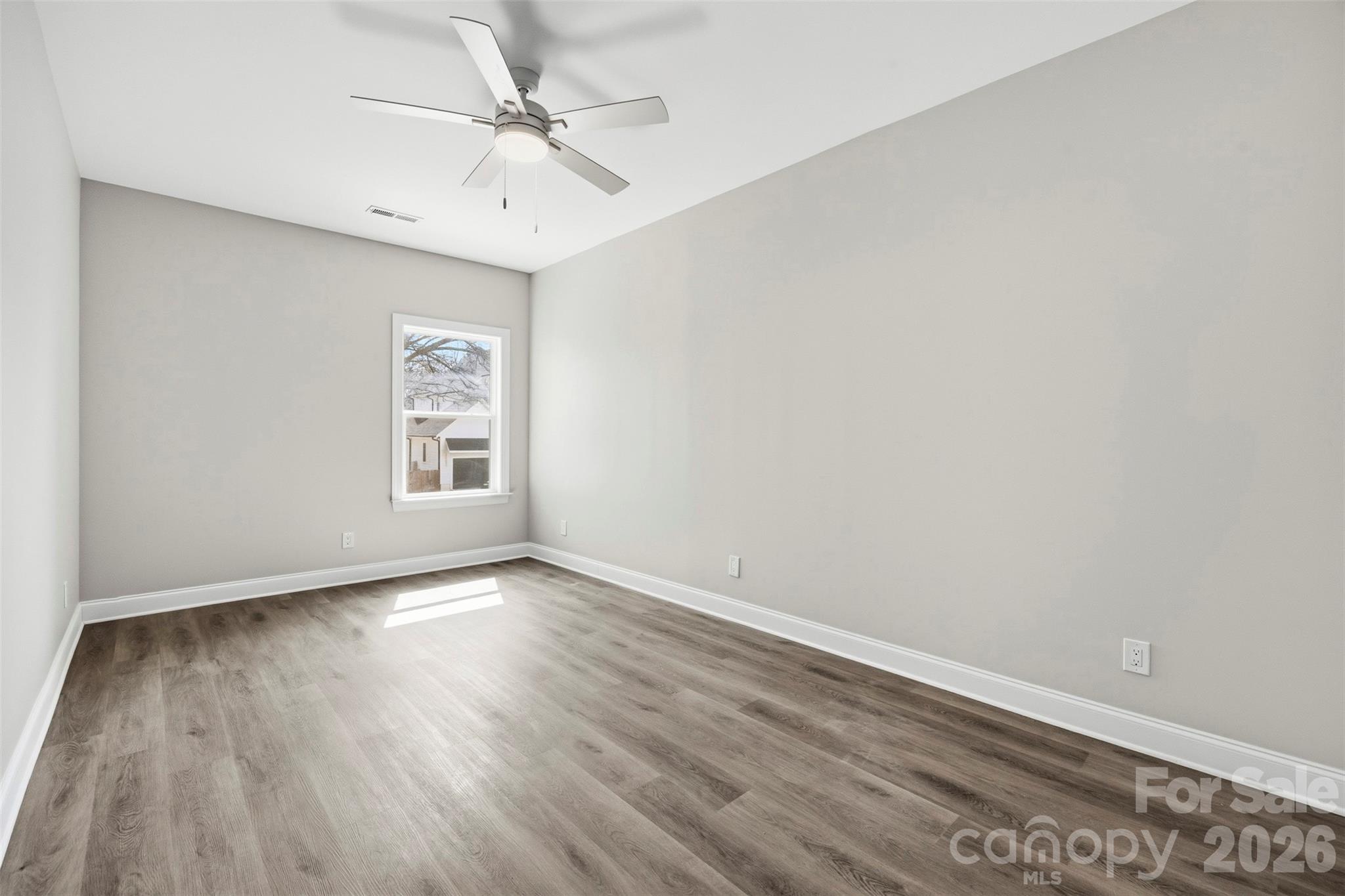 105 N Smallwood Place — Charlotte