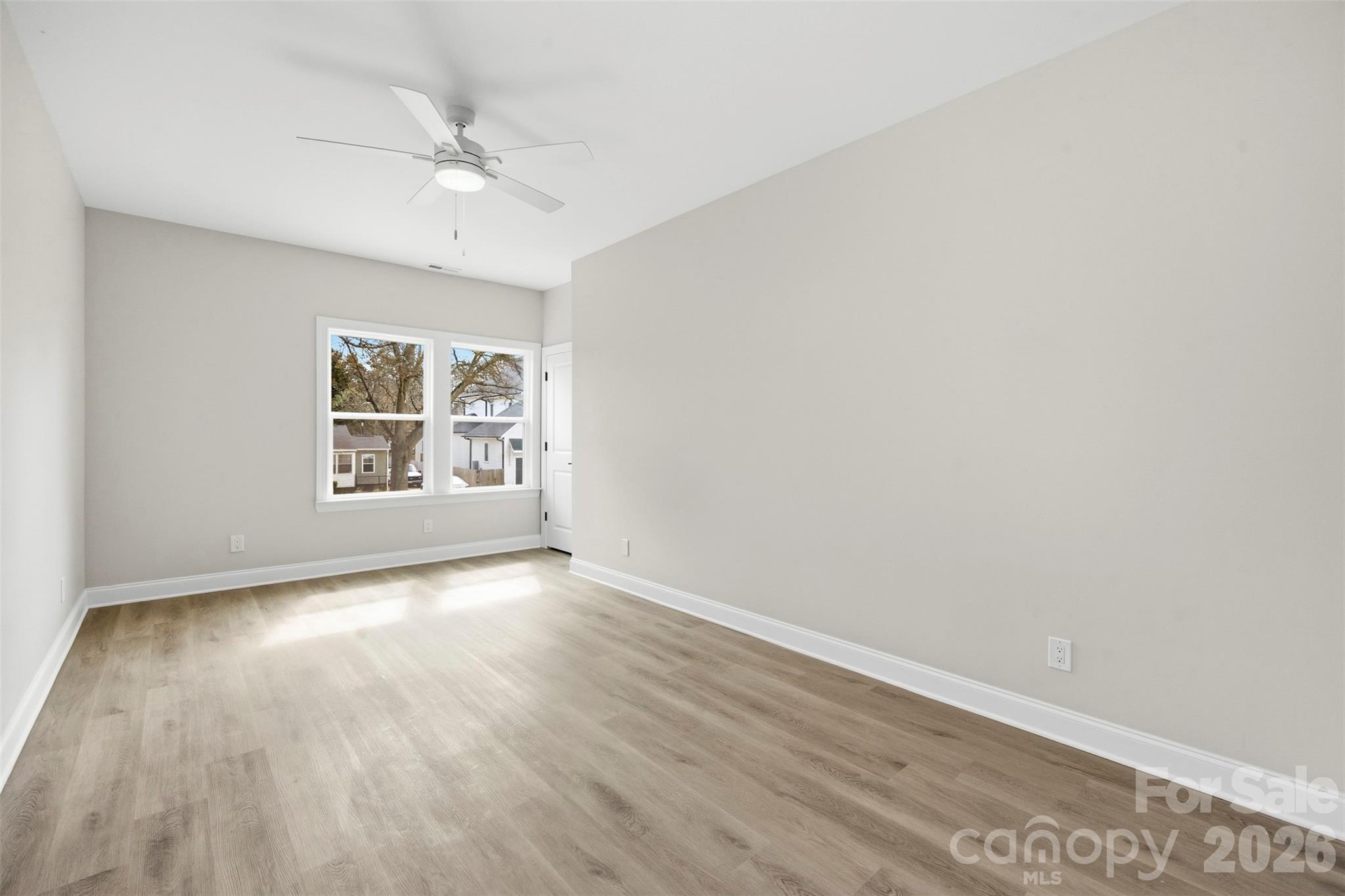105 N Smallwood Place — Charlotte
