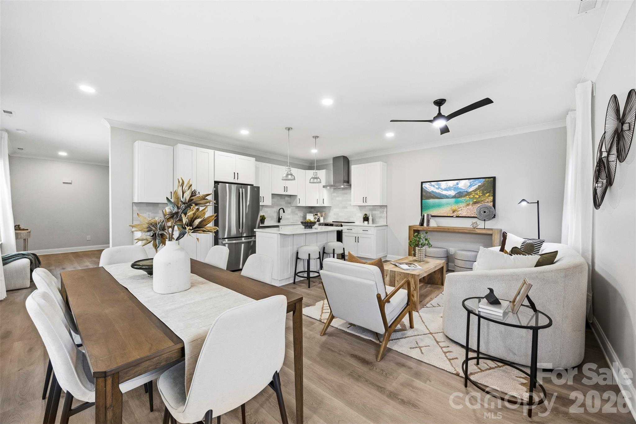 105 N Smallwood Place — Charlotte