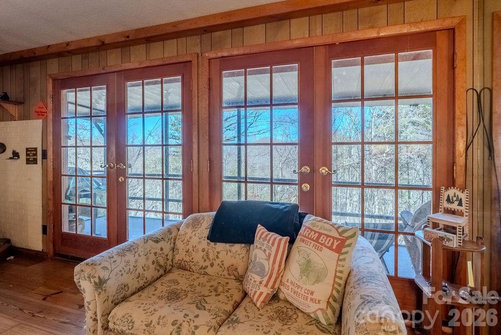 465 Enchanted Forest Drive — Sylva
