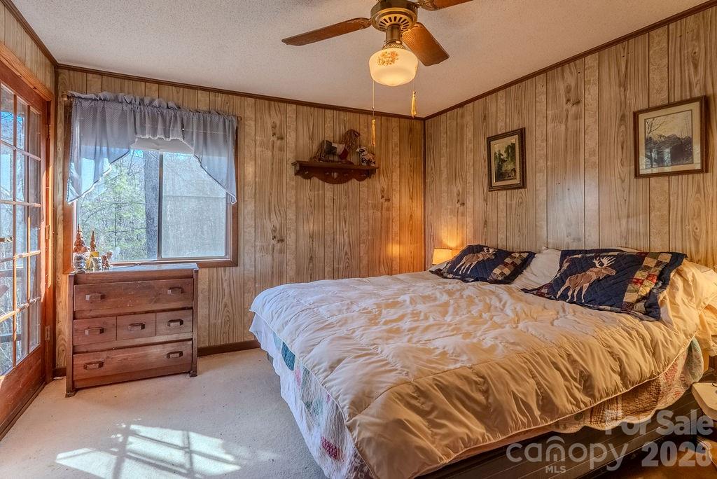 465 Enchanted Forest Drive — Sylva