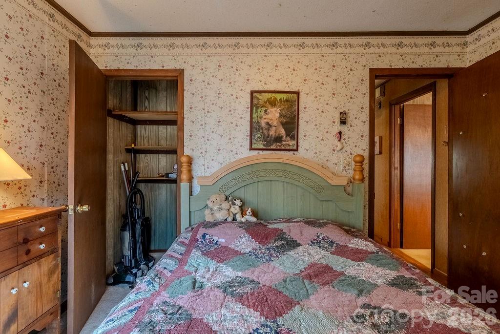 465 Enchanted Forest Drive — Sylva
