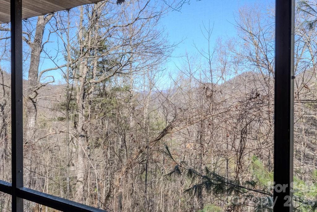 465 Enchanted Forest Drive — Sylva