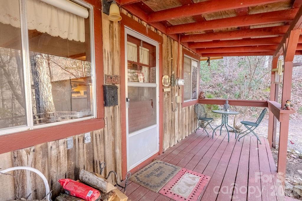 465 Enchanted Forest Drive — Sylva