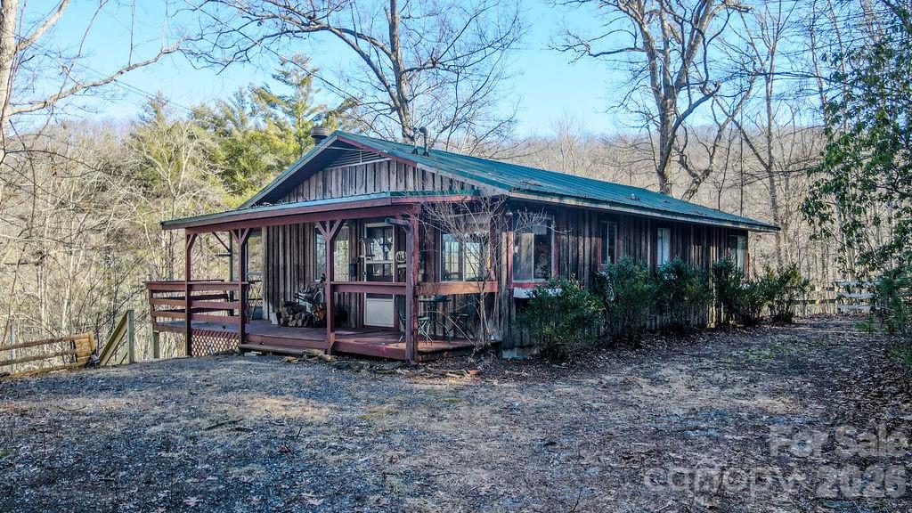 465 Enchanted Forest Drive — Sylva