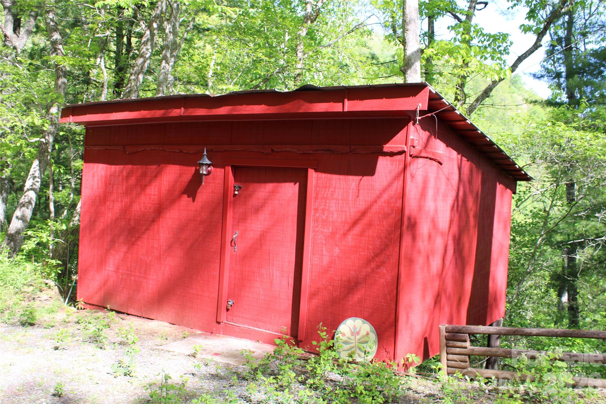 465 Enchanted Forest Drive — Sylva